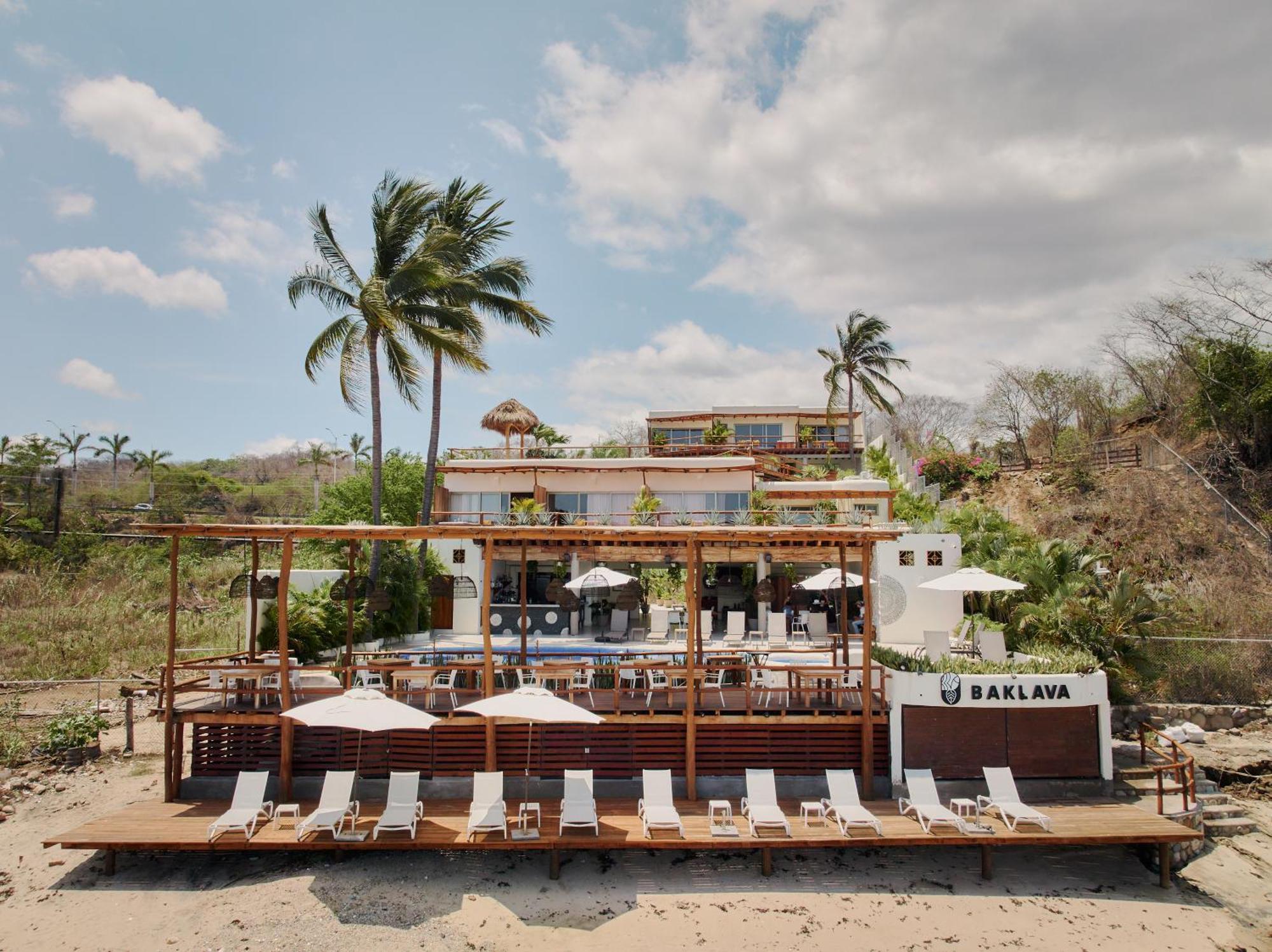 Ysuri Hotel