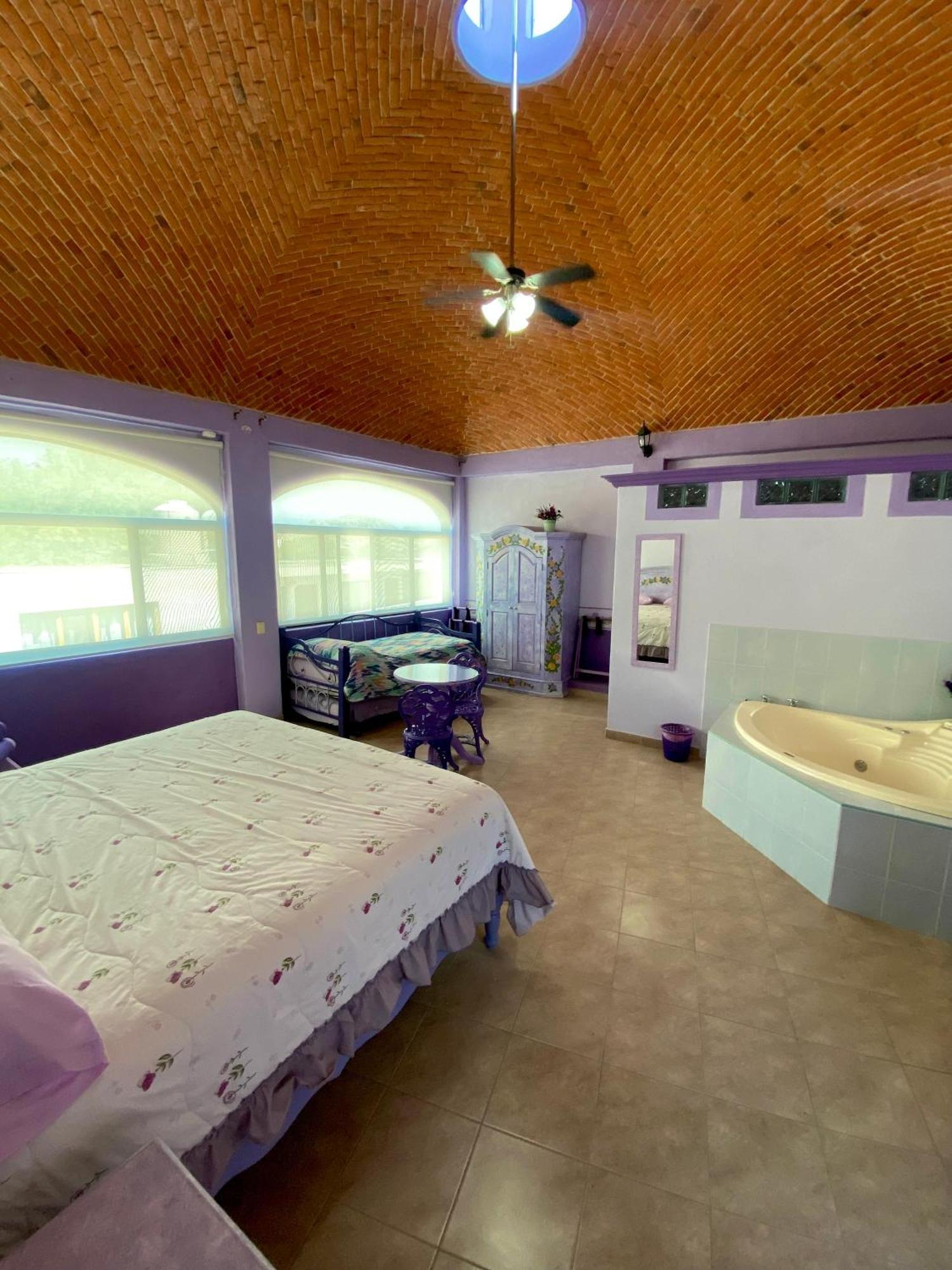 Casa Morada Bernal