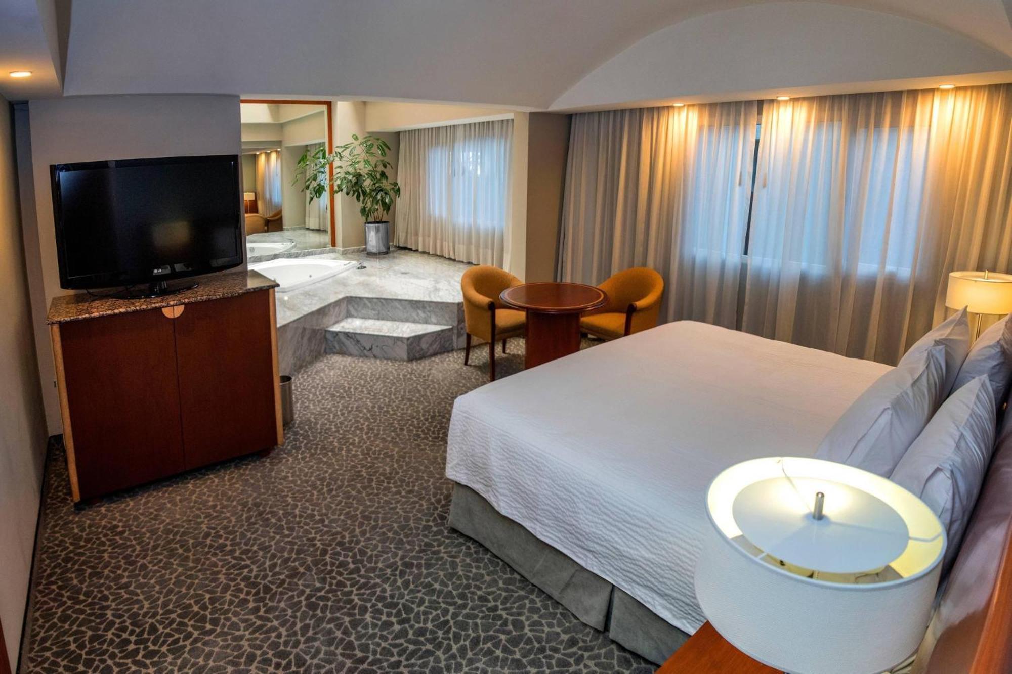 Courtyard By Marriott Revolucion Hotel Mexico City