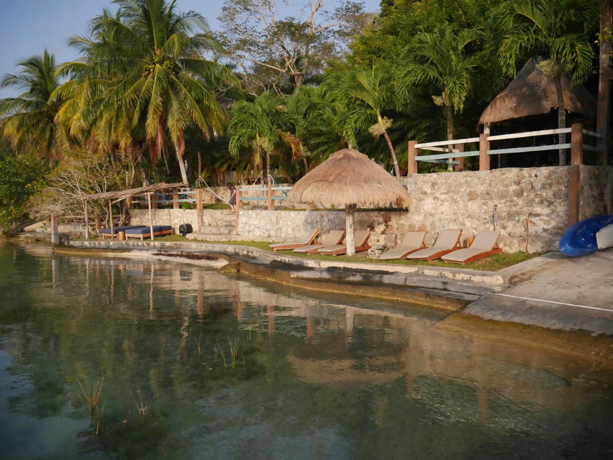 Santuario Front Oasis