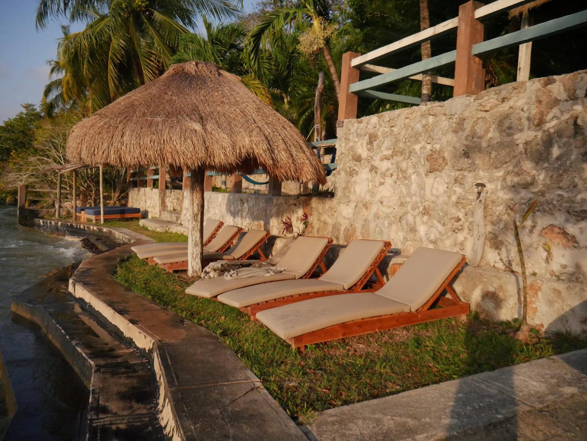 Santuario Front Oasis Hotel *