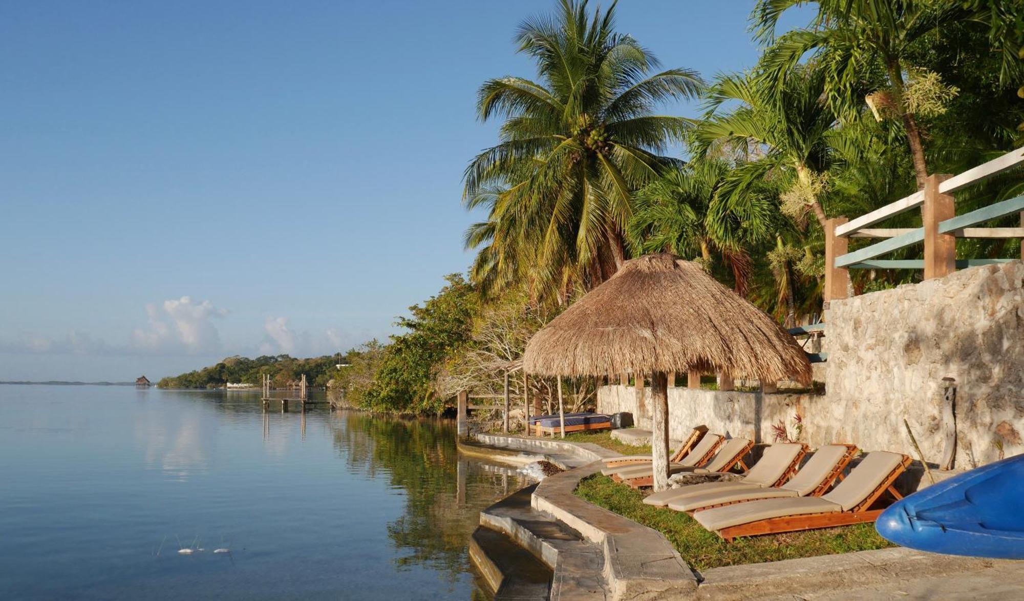 Santuario Front Oasis Bacalar