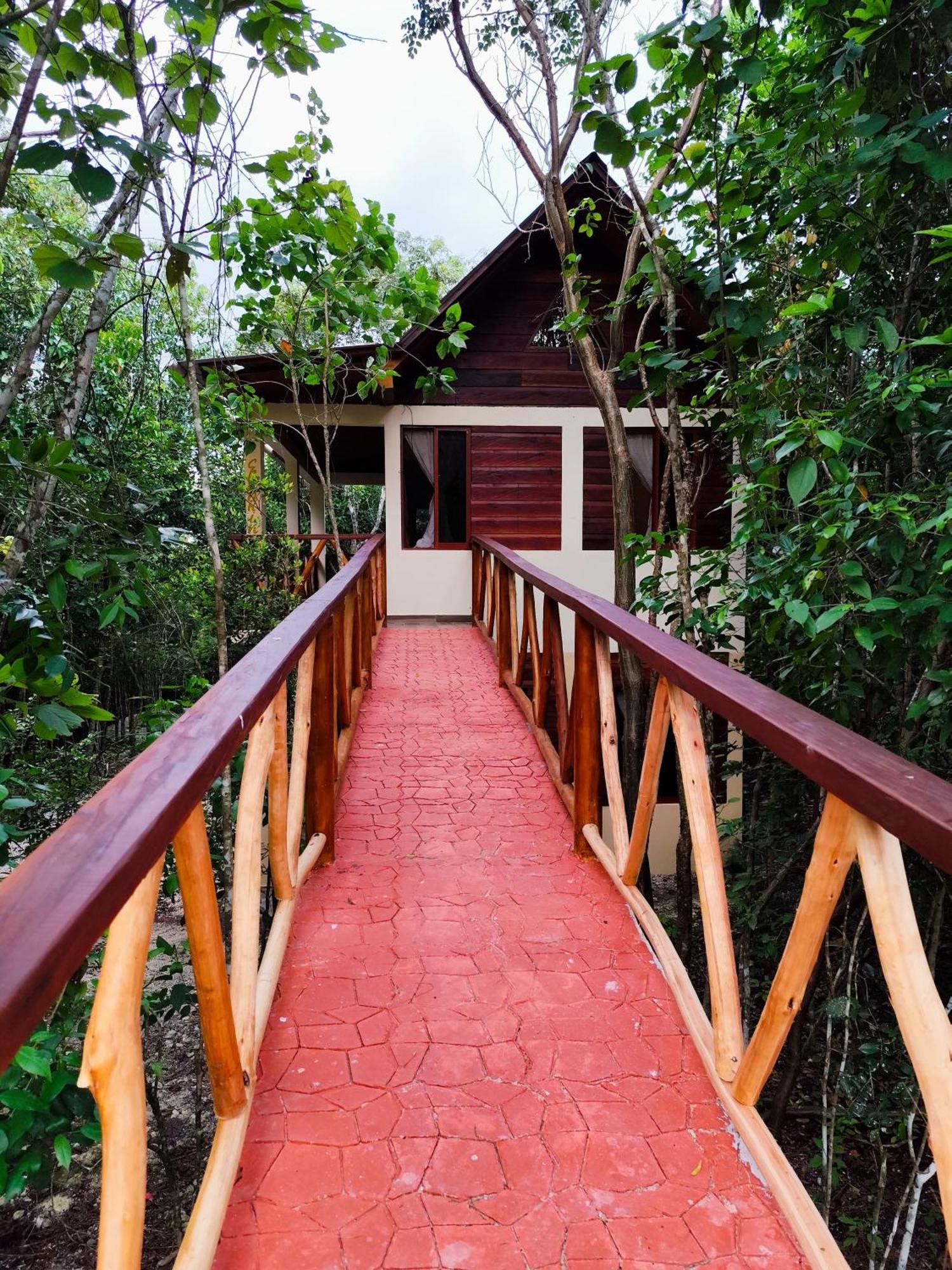 Lodge Eco Aldea Kinich Ahau *