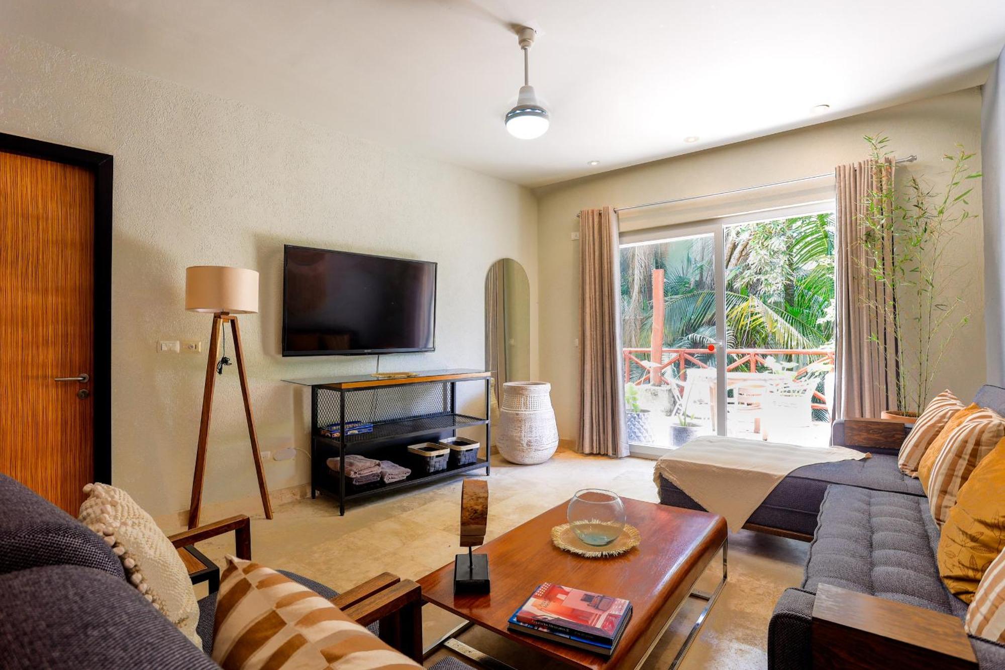 Aparthotel Dreamhaus Pajaro De Fuego *