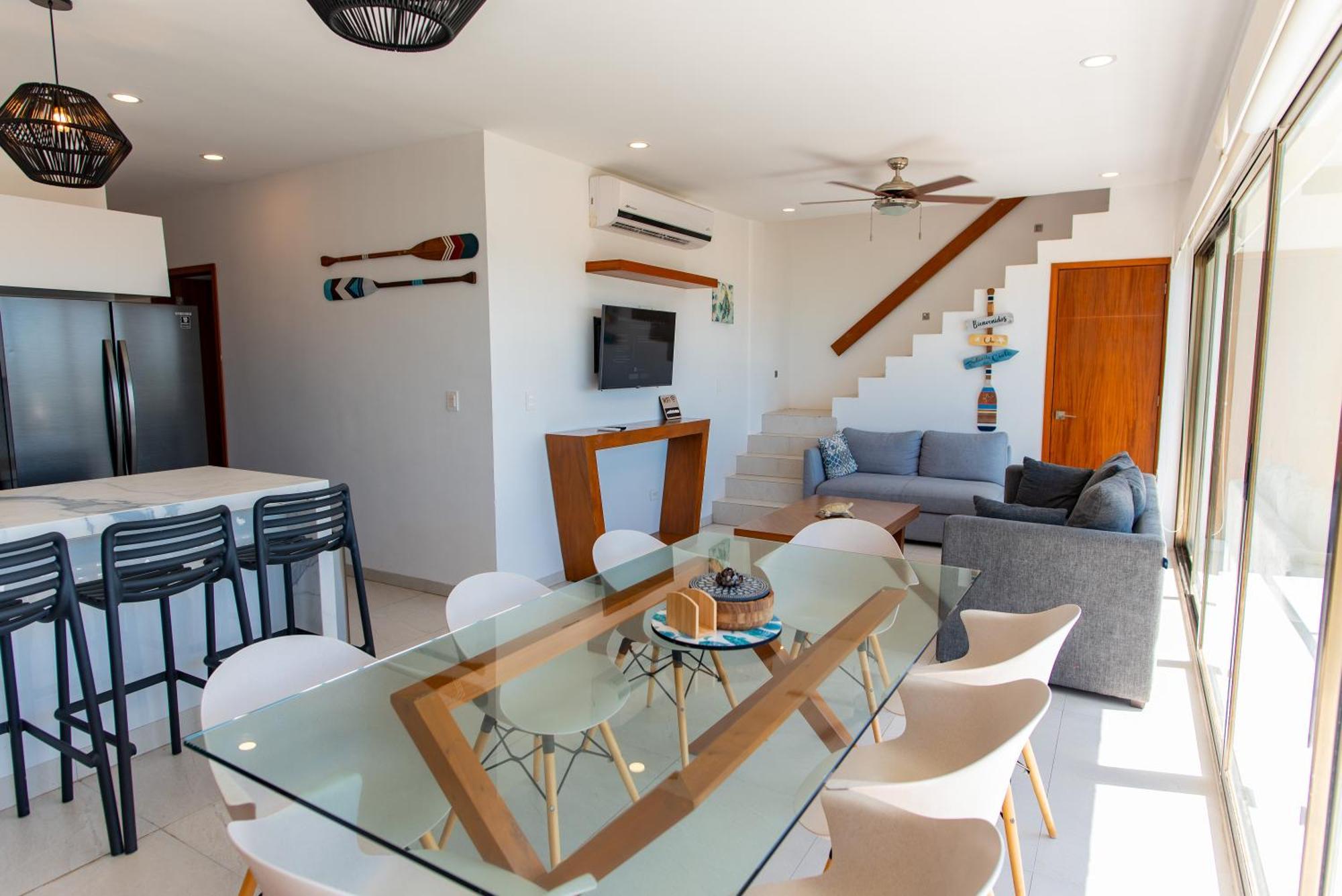 Fantastic Beachfront Penthouse For 10 Guests Apartment *