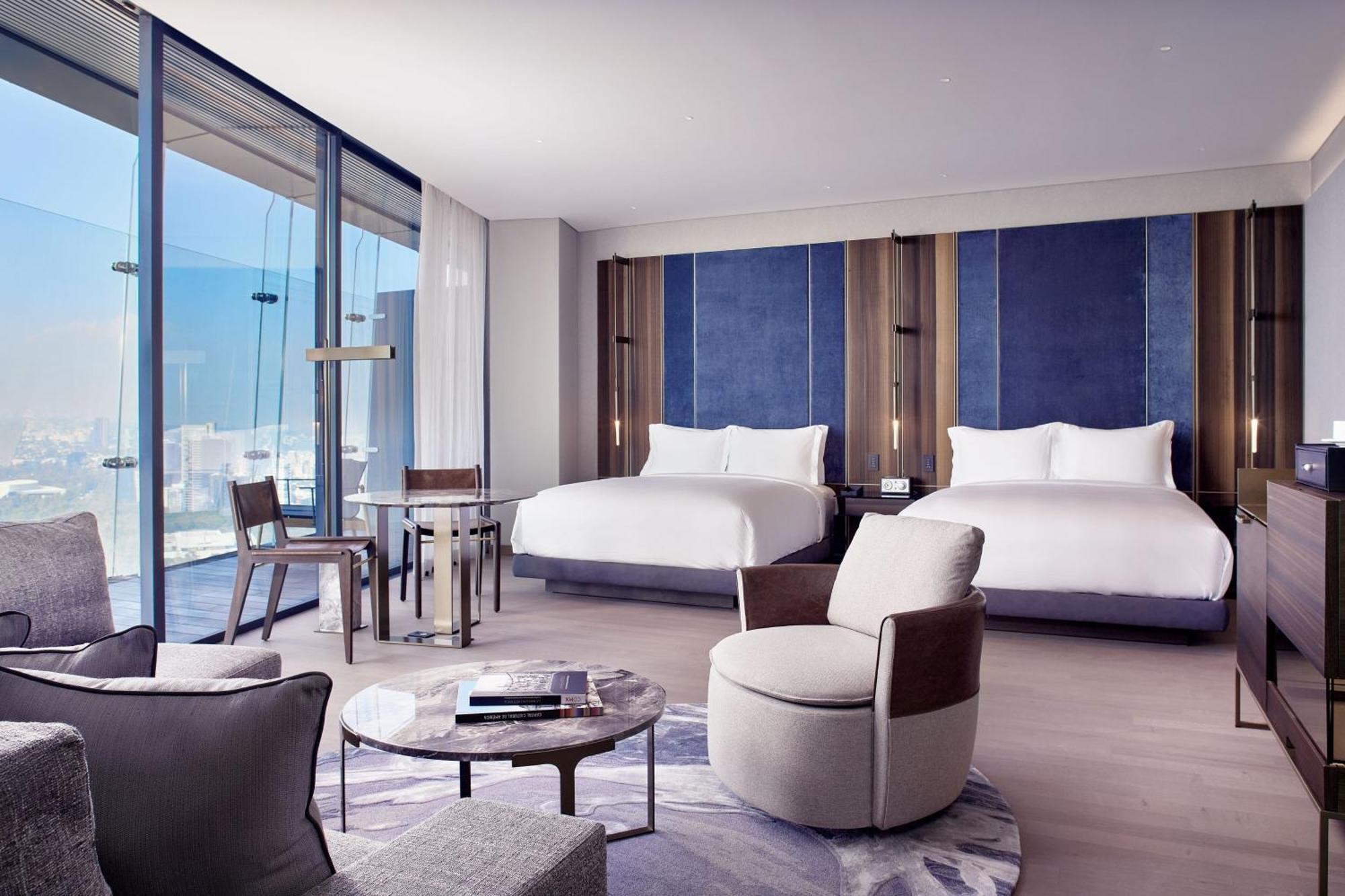 The Ritz-carlton Residences 5*