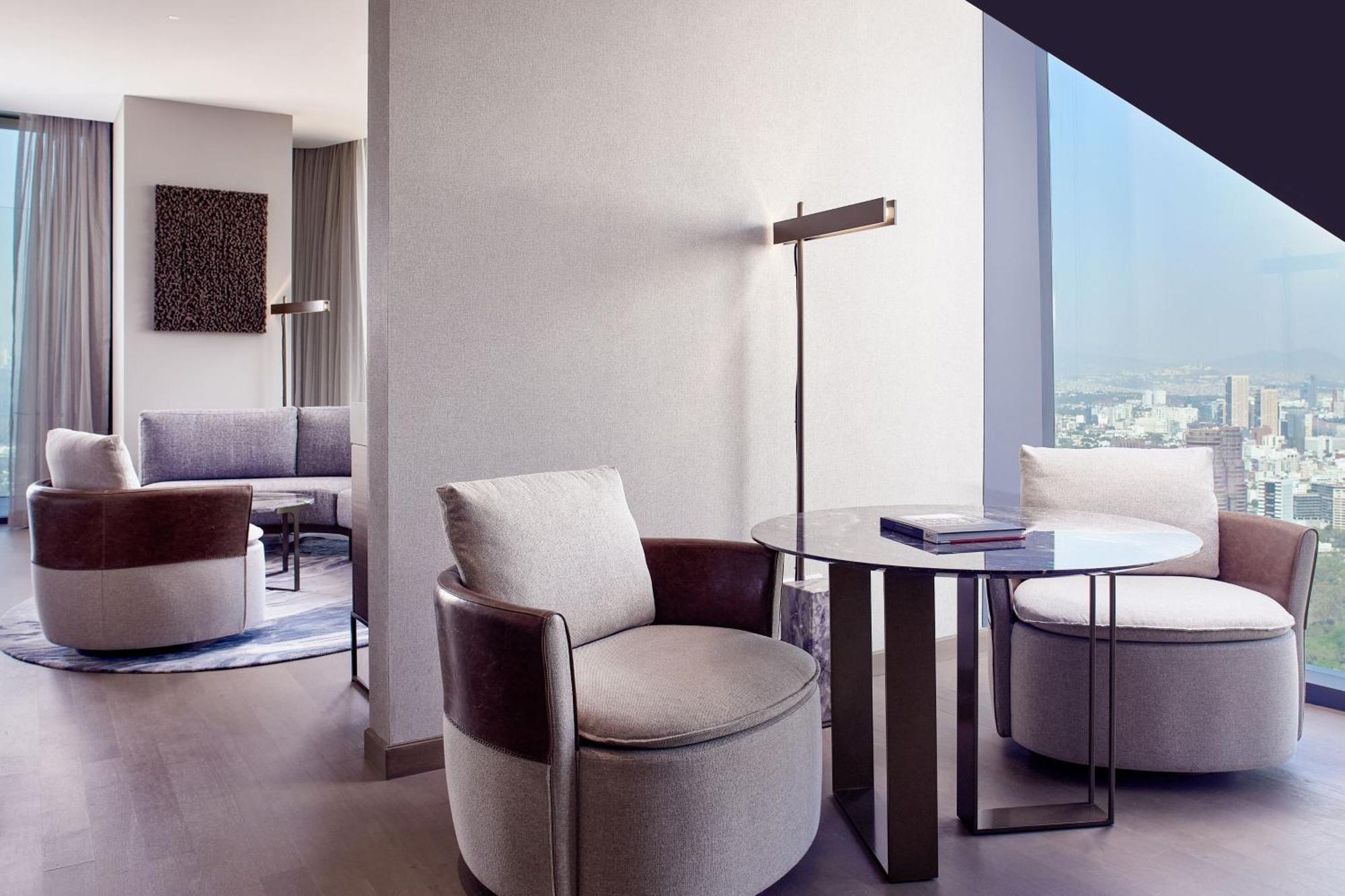 The Ritz-carlton Residences 5*