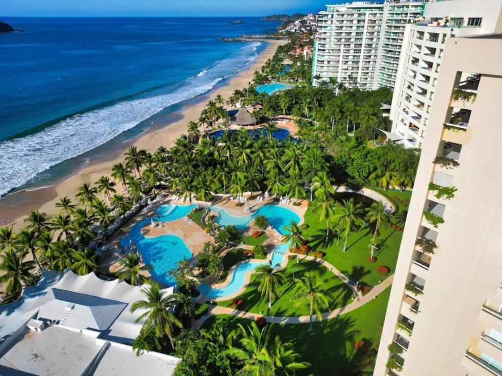 Renewed Beachfront 1br In Monarca Ixtapa