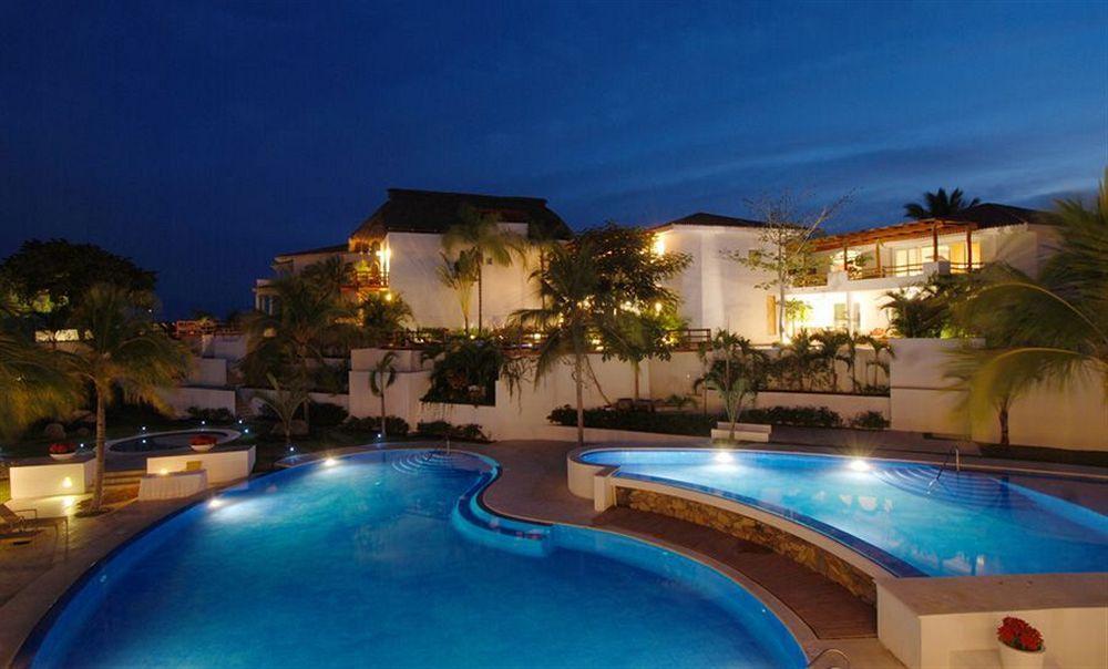 Kovay Gardens 4*