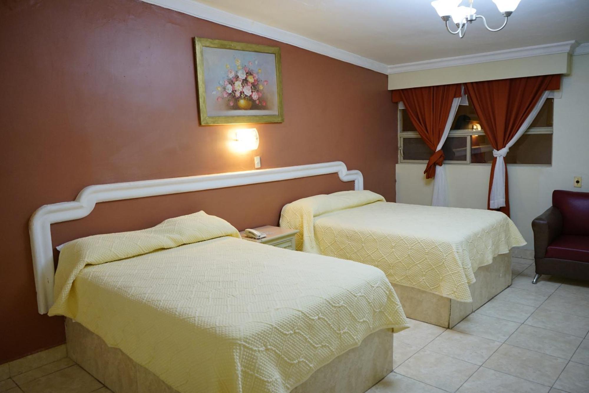 Hotel Del Sol