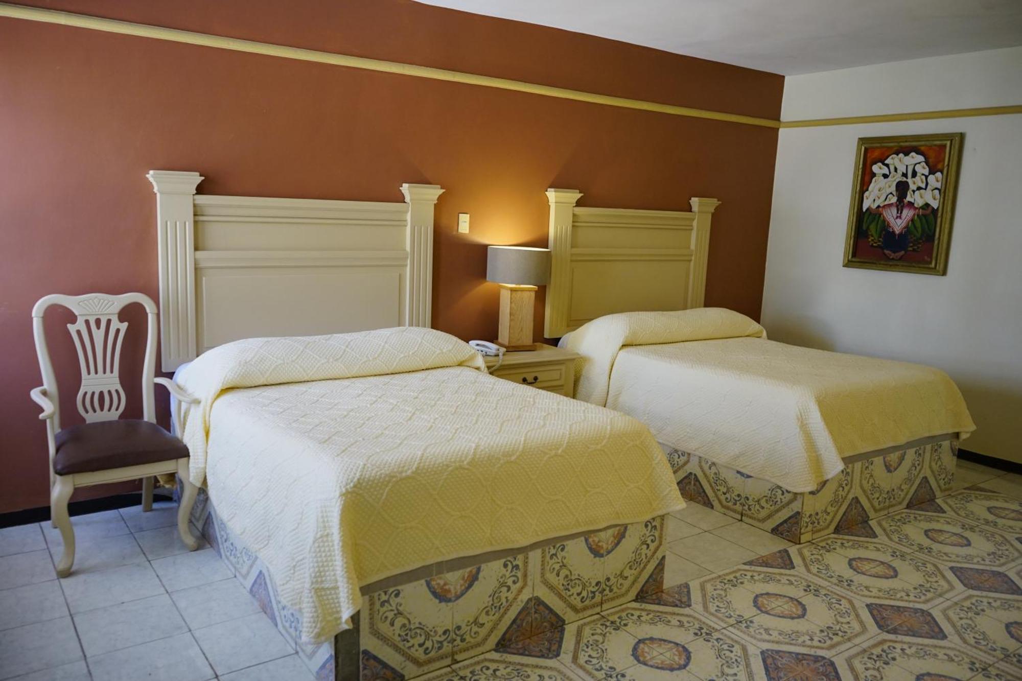 Hotel Del Sol 4*