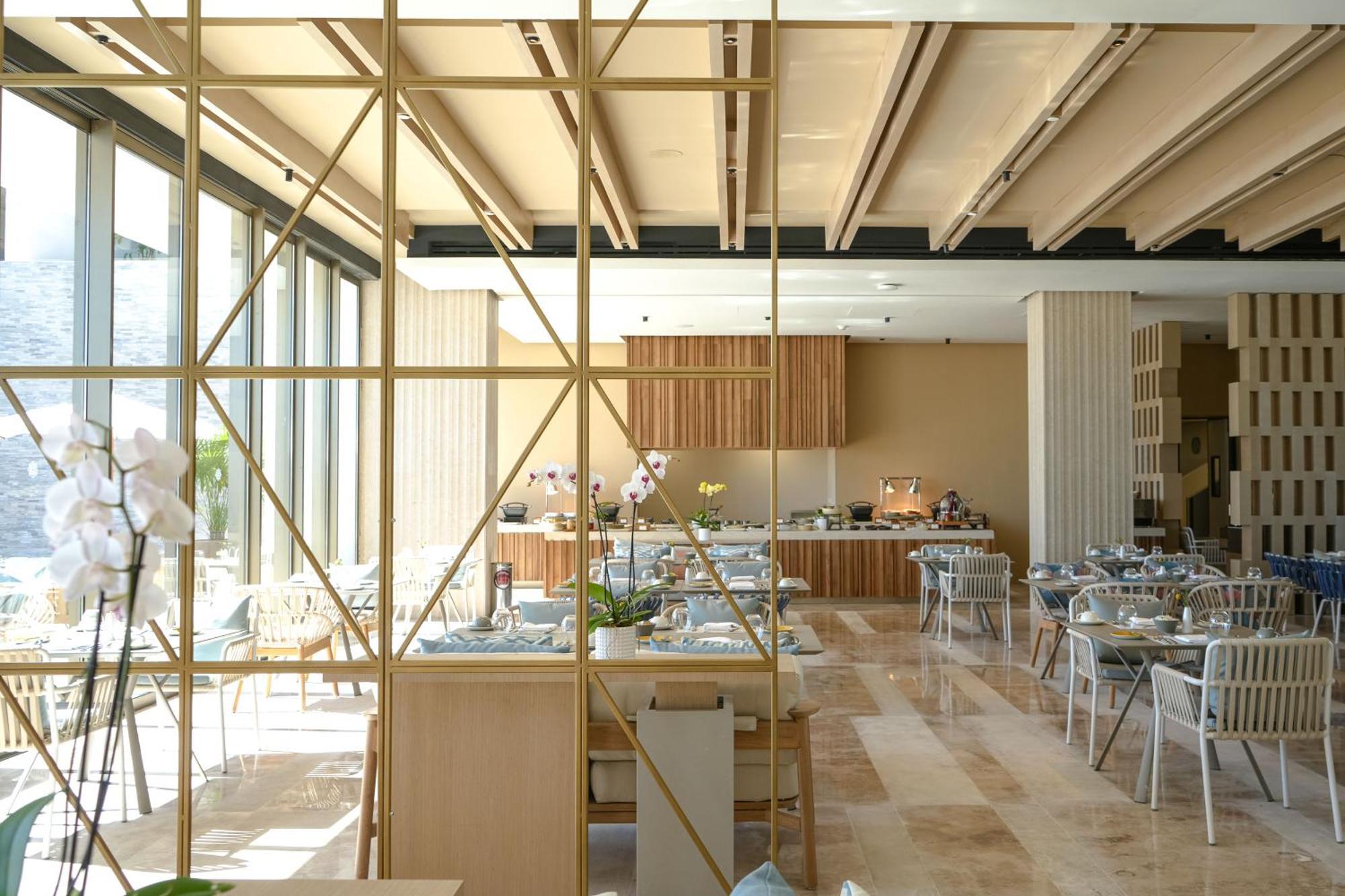Grand Velas Boutique (adults Only) Hotel