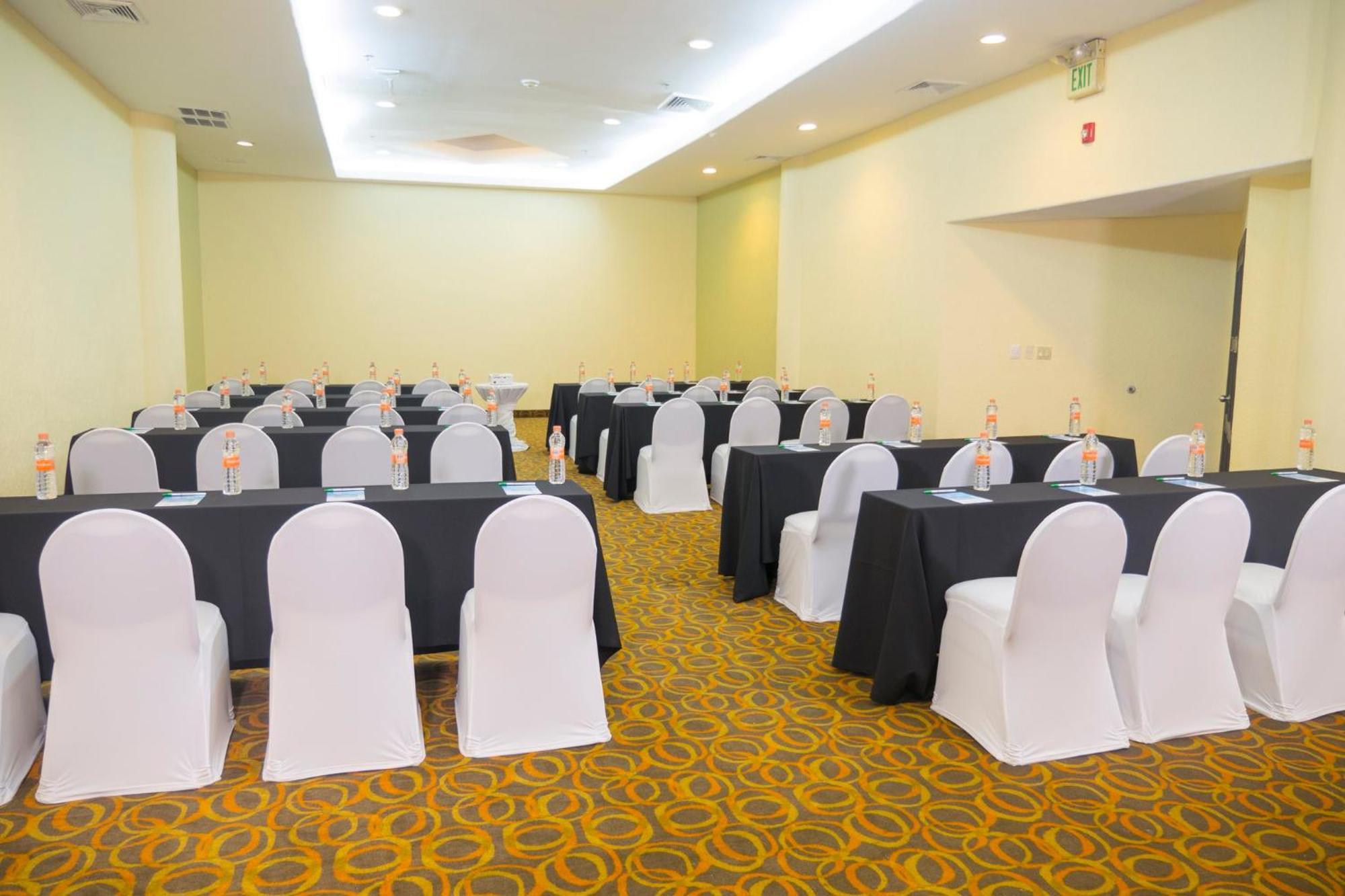 Hotel Zona Rio By Ihg Tijuana