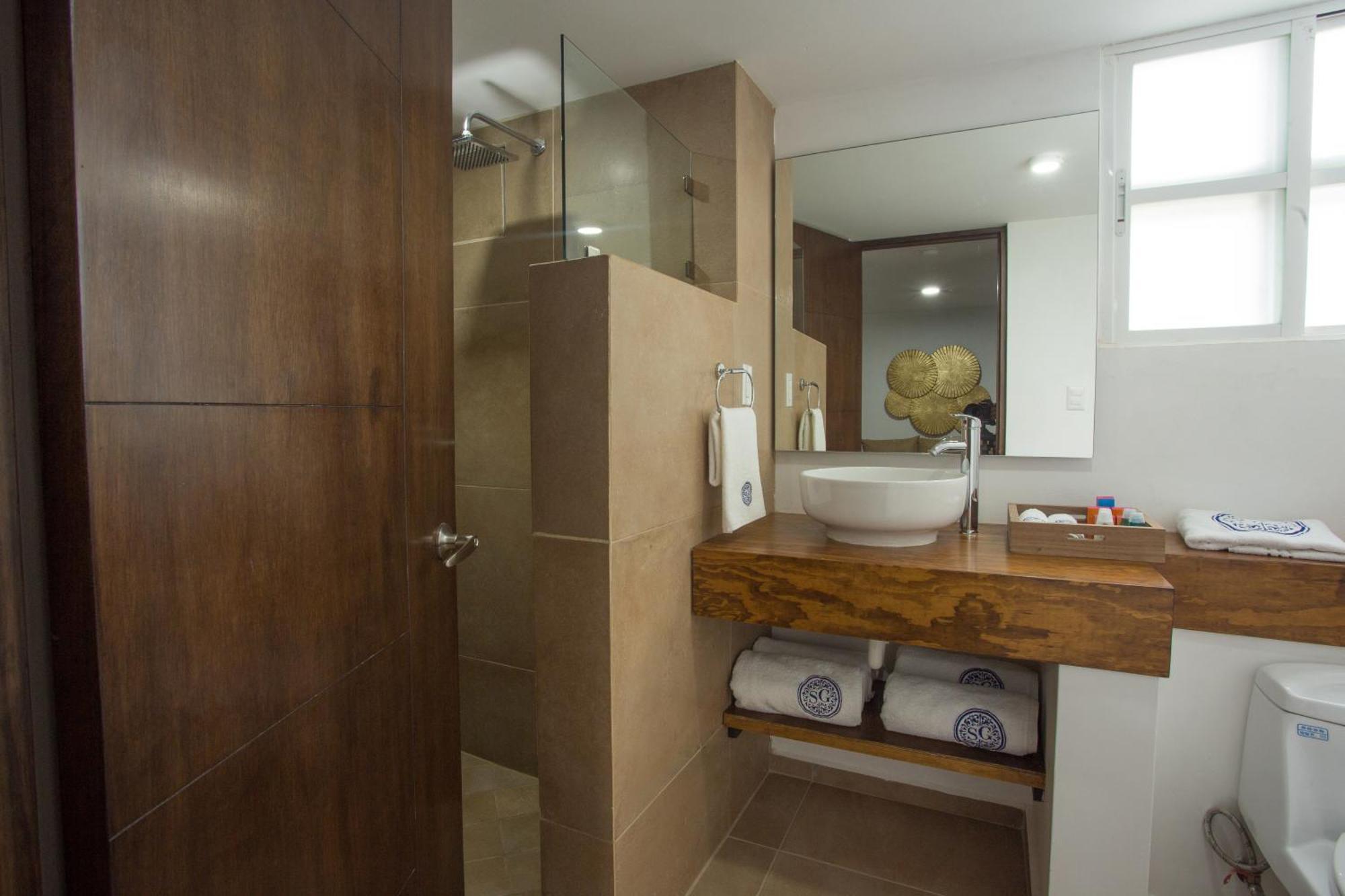 Hotel Saint George - & Temazcal