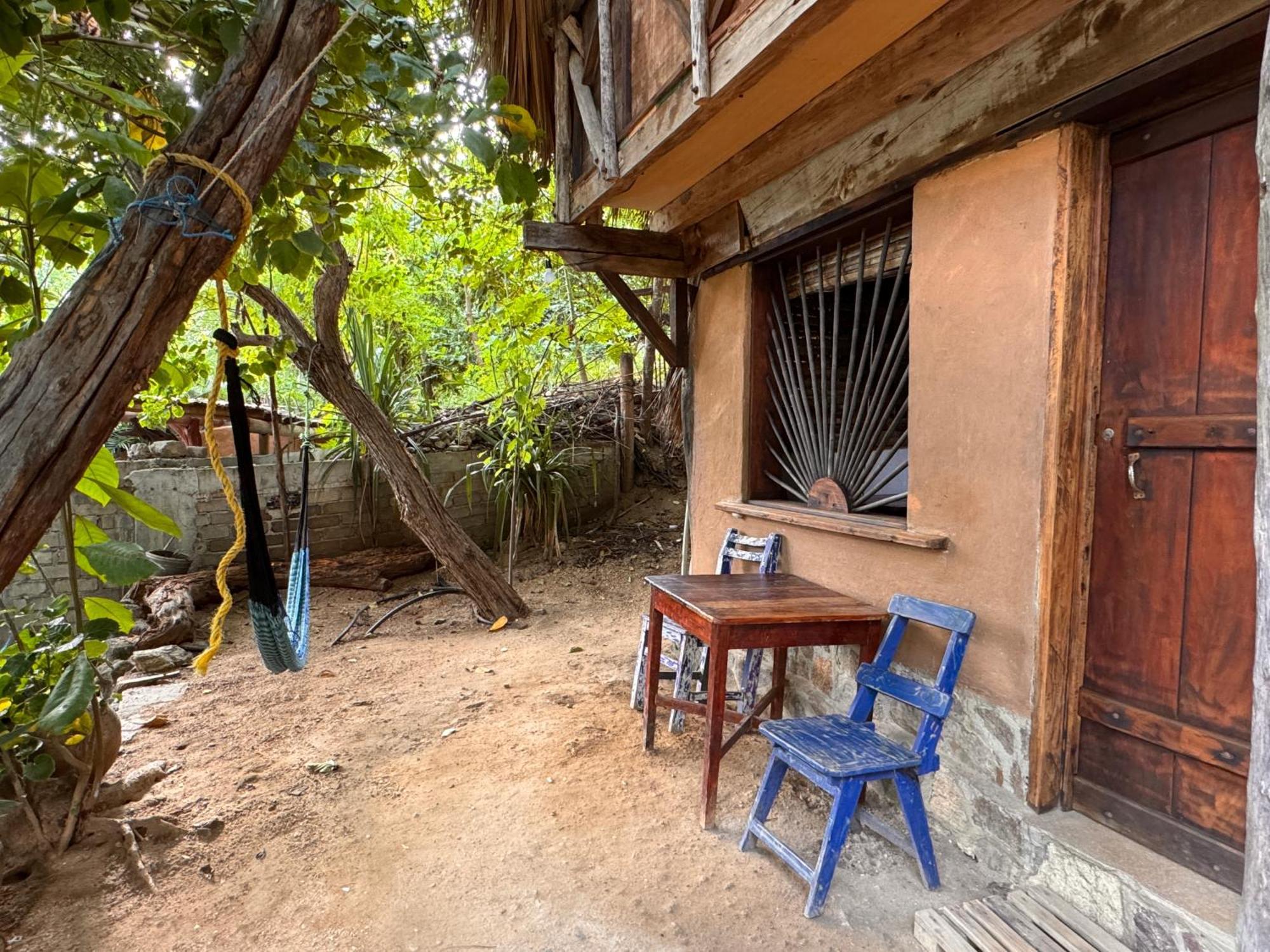 Lo Cosmico 3* Zipolite