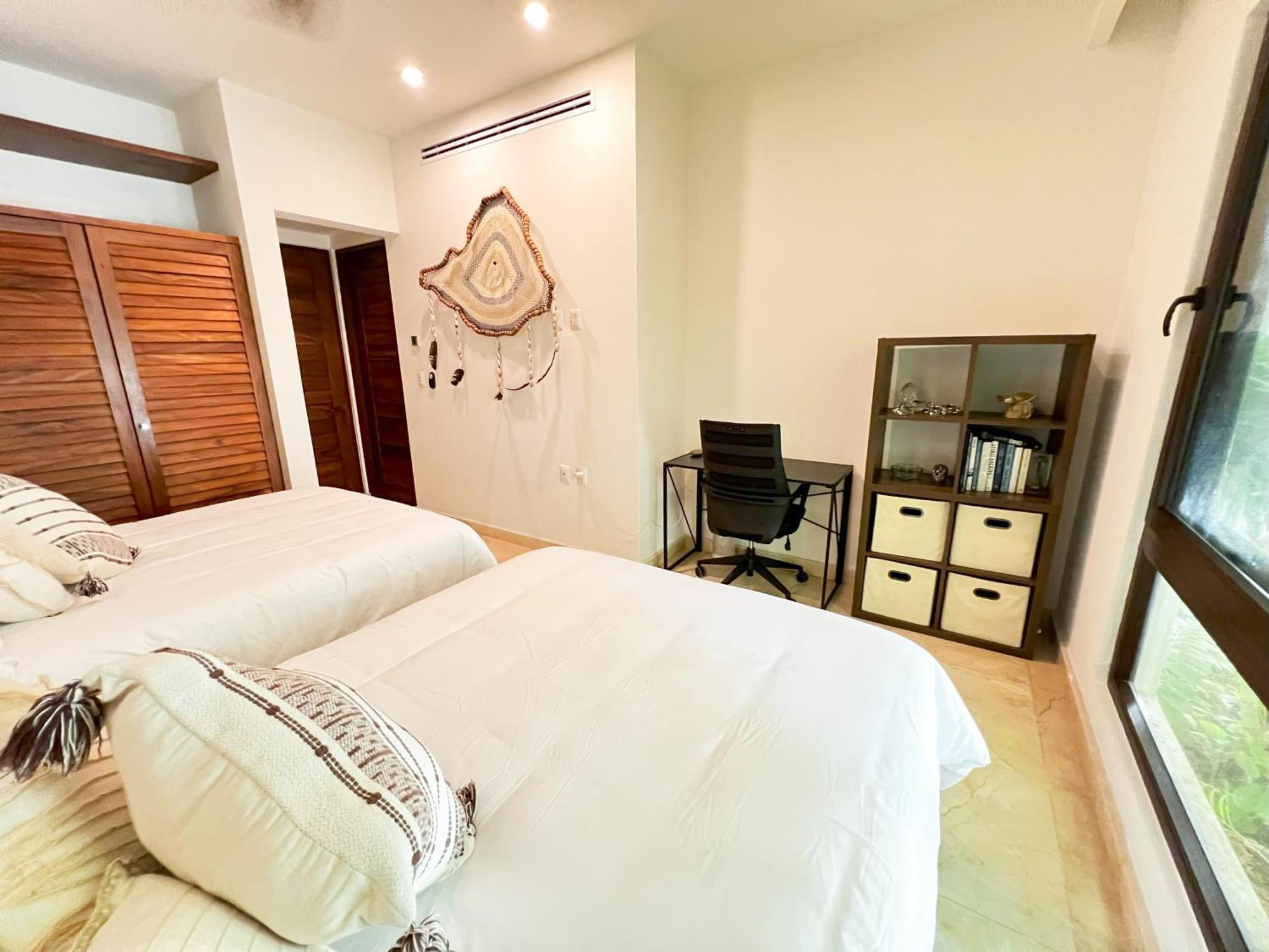 Ground Floor Paradise With Marina View And Pool Paddleboard Included Apartment *