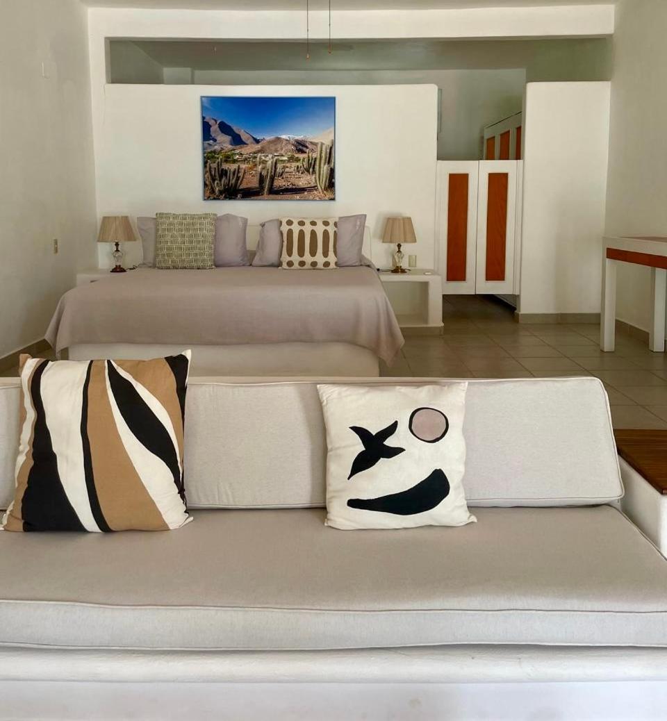 Casa Faro Bed & Breakfast