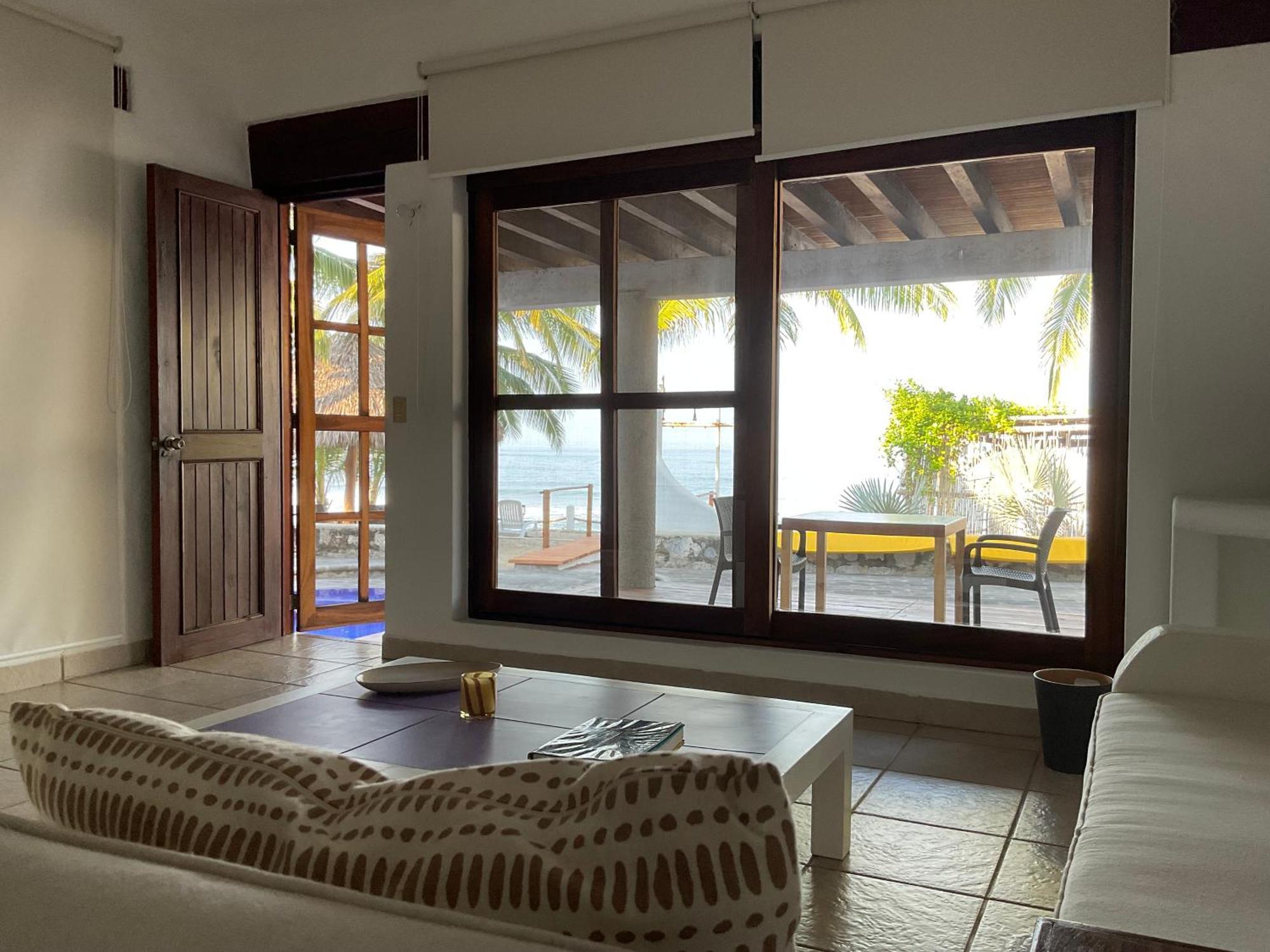 Casa Faro Troncones