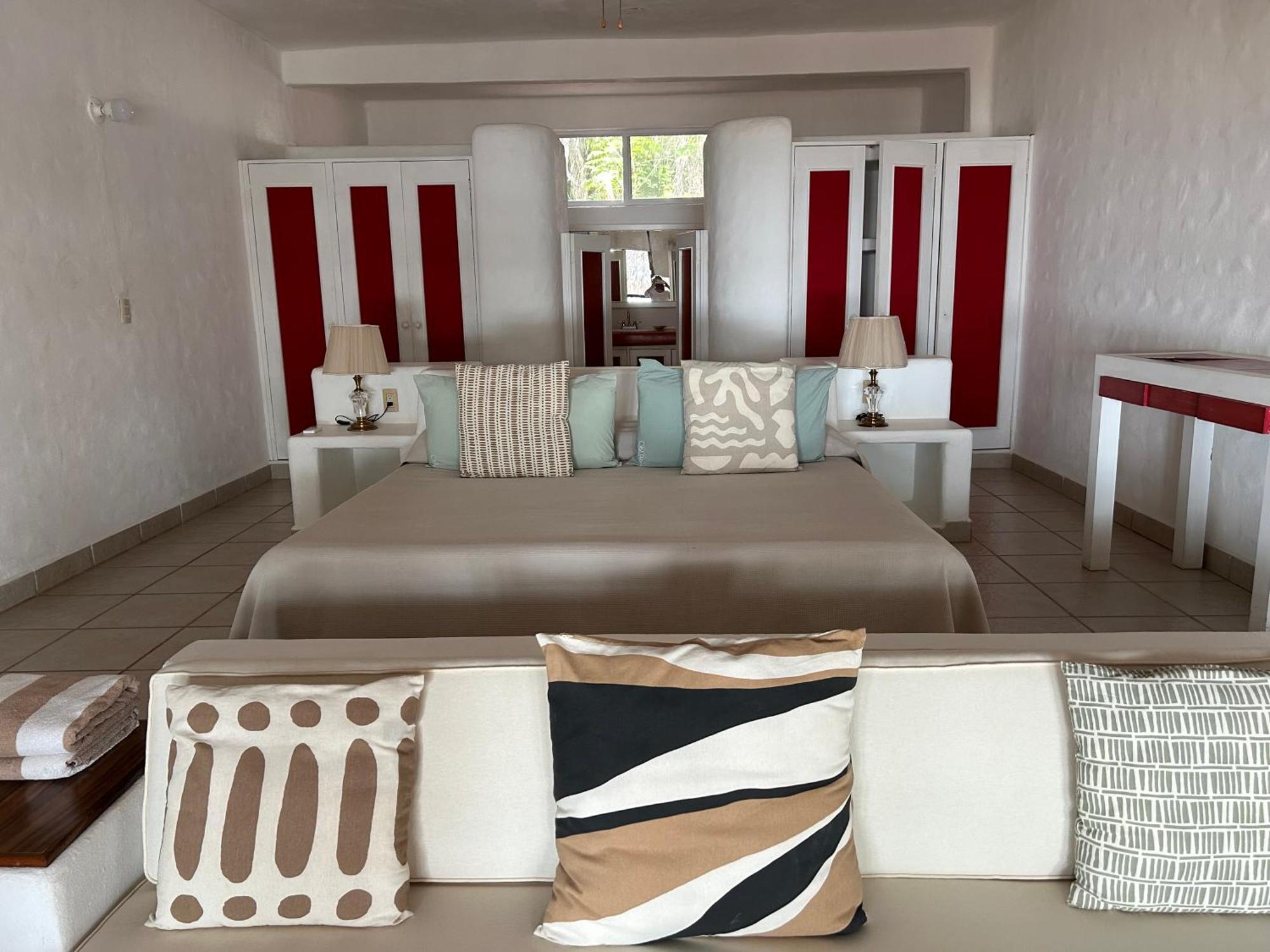 Casa Faro Bed & Breakfast