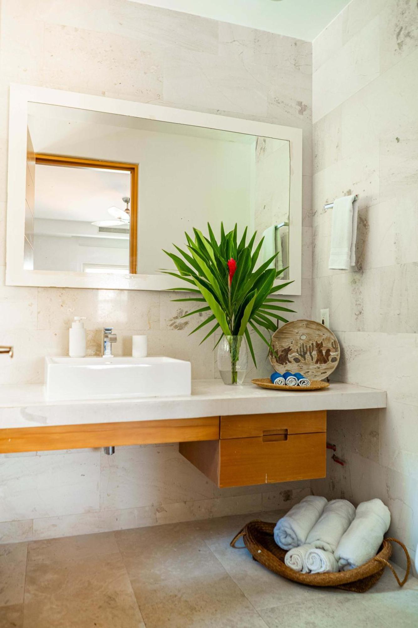 Full Floor Beachfront Luxury Apartment Puerto Vallarta