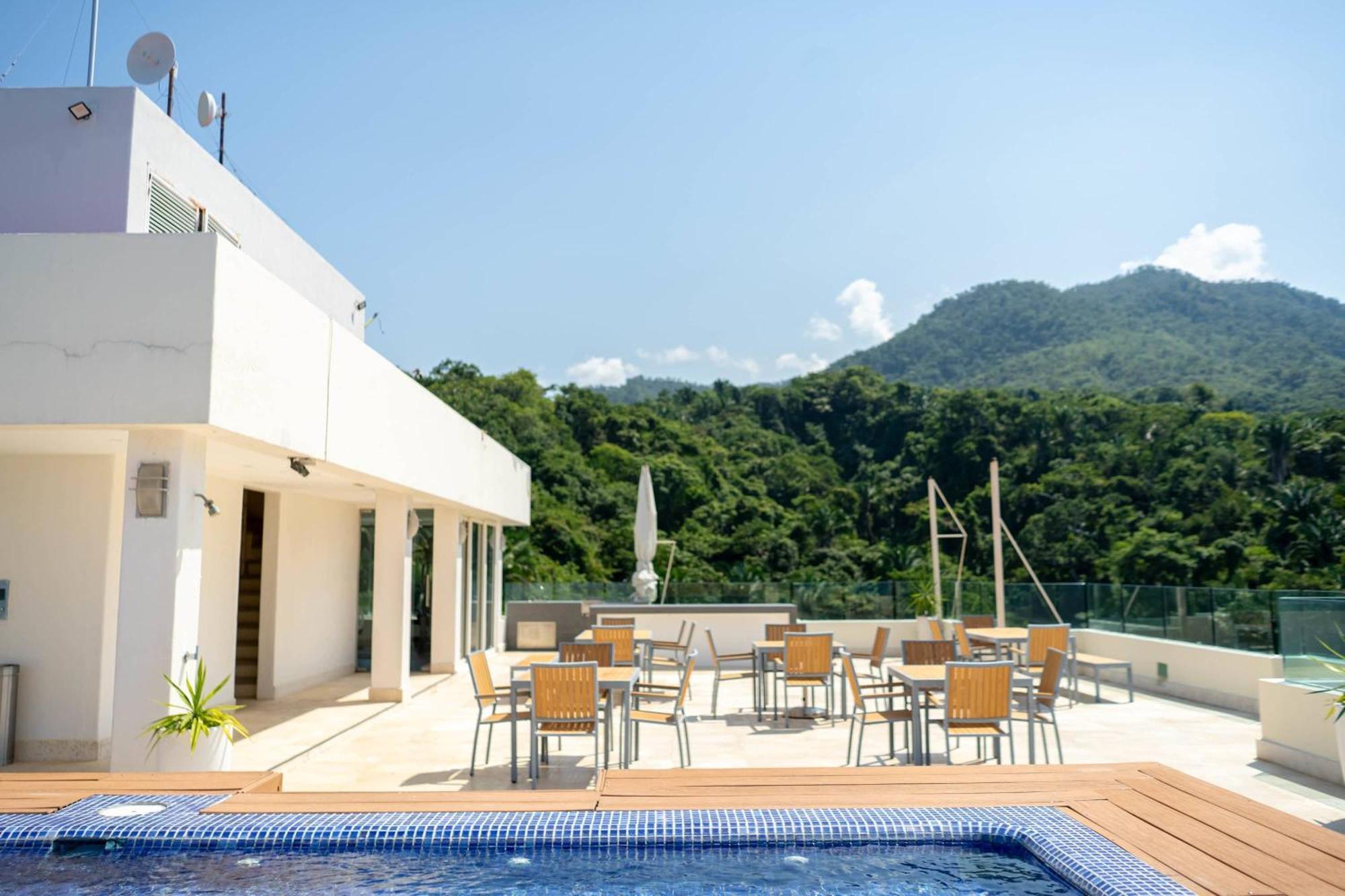 Full Floor Beachfront Luxury Puerto Vallarta