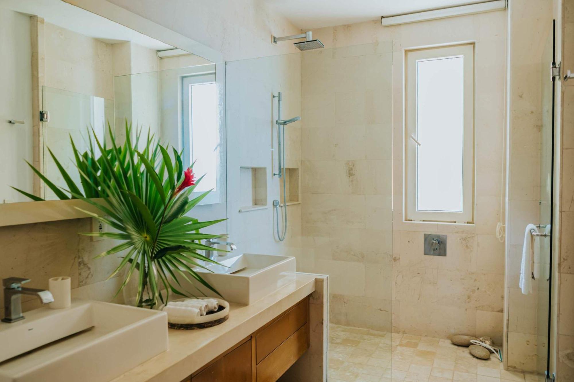 Full Floor Beachfront Luxury * Puerto Vallarta