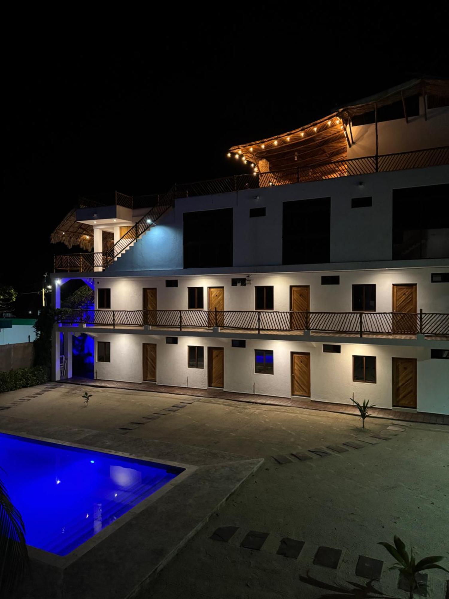 Mexhe Hotel El Cuyo El Cuyo