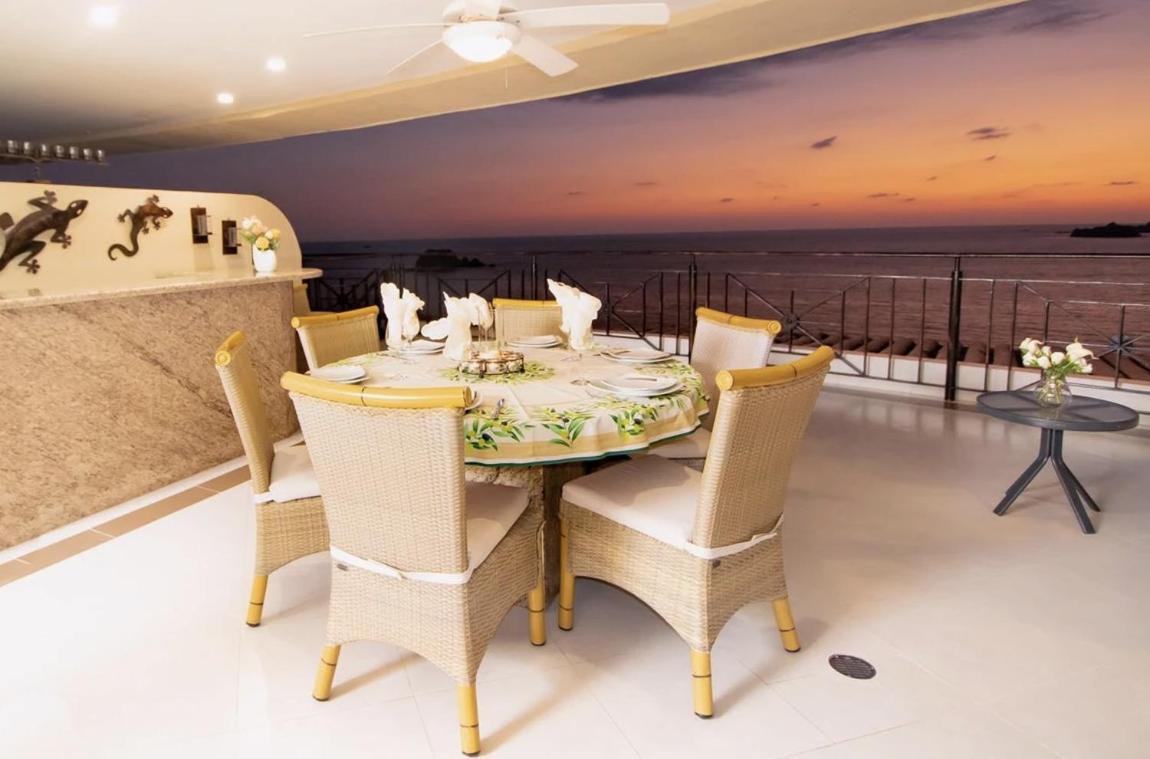Apartment Bay View Grand Residencial