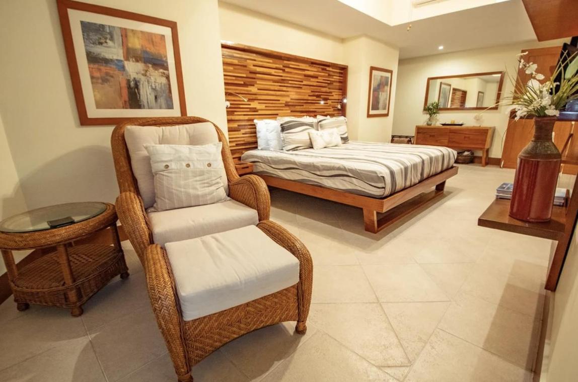 Bay View Grand Residencial Apartment