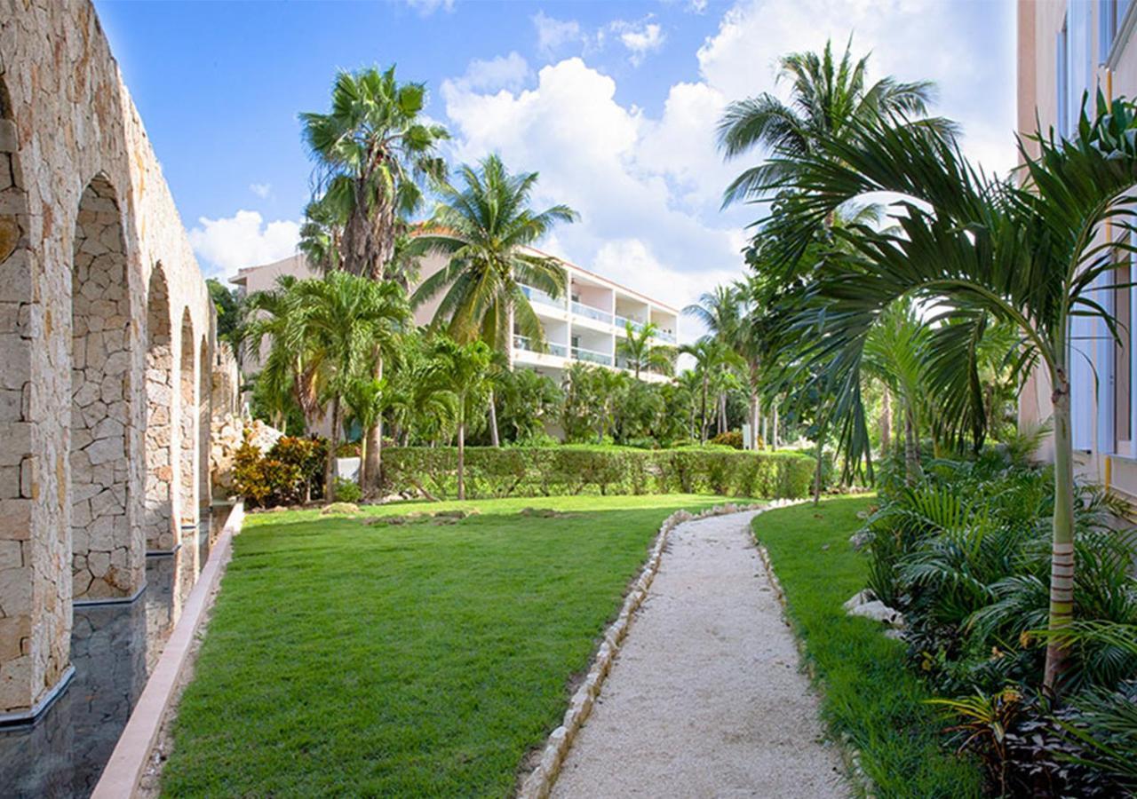 Apartment High-end Waterfront At Secrets Waters