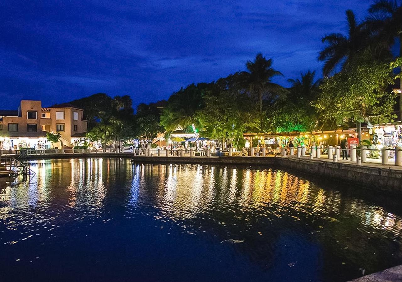 High-end Waterfront At Secrets Waters *