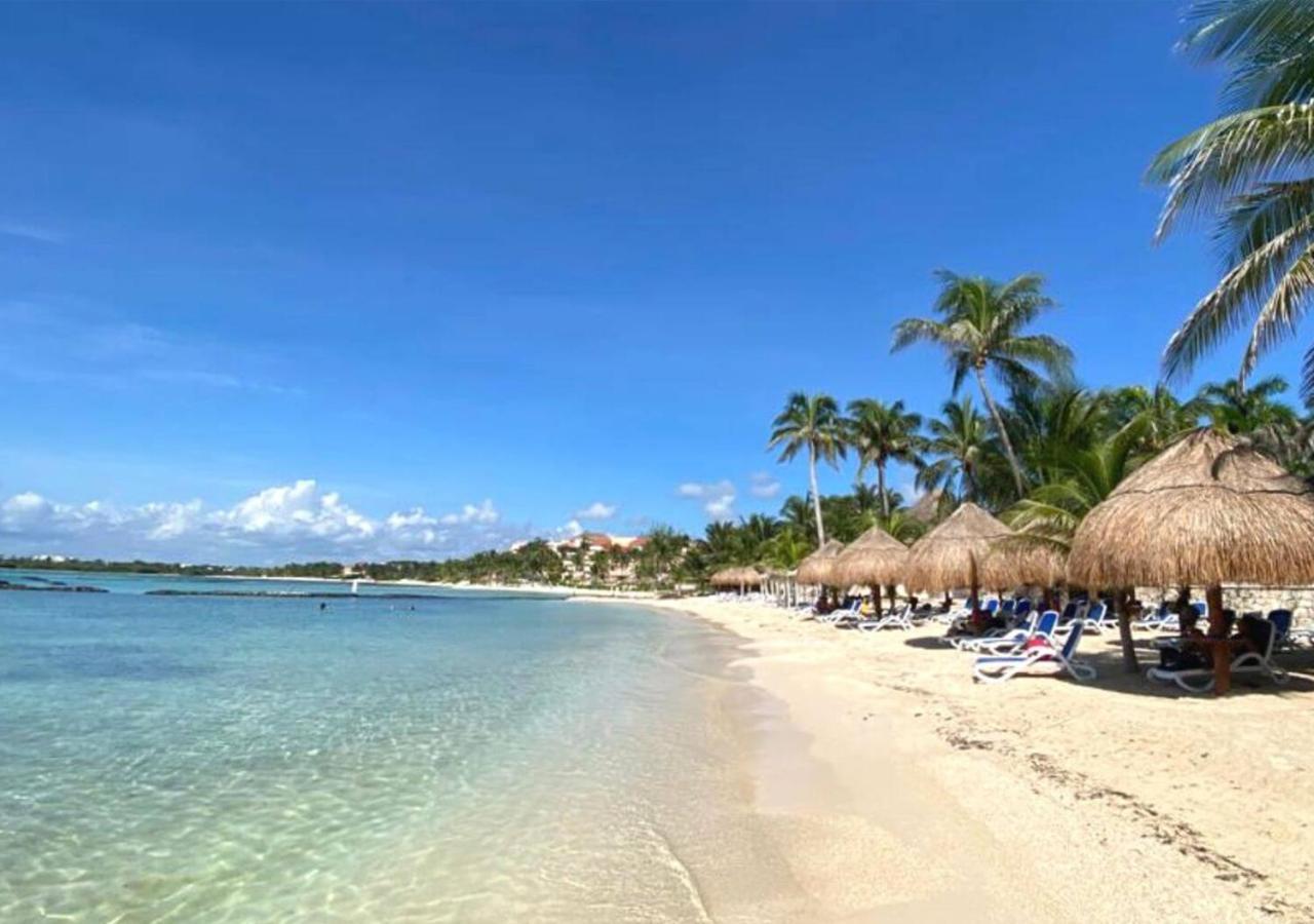 High-end Waterfront At Secrets Waters