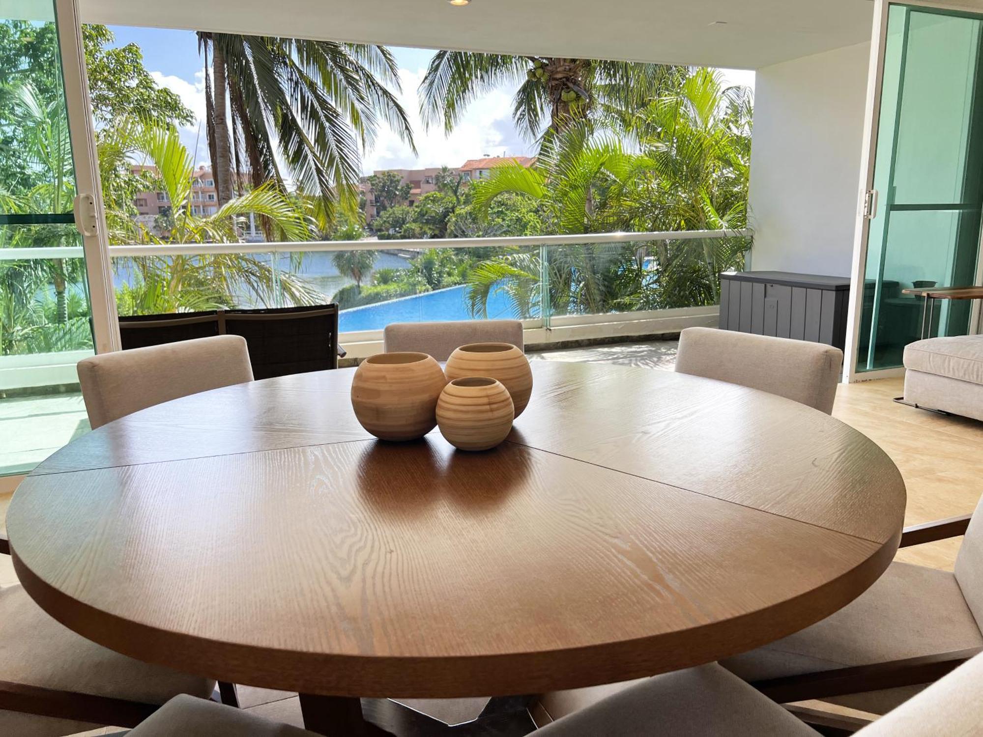 High-end Waterfront At Secrets Waters Apartment Puerto Aventuras