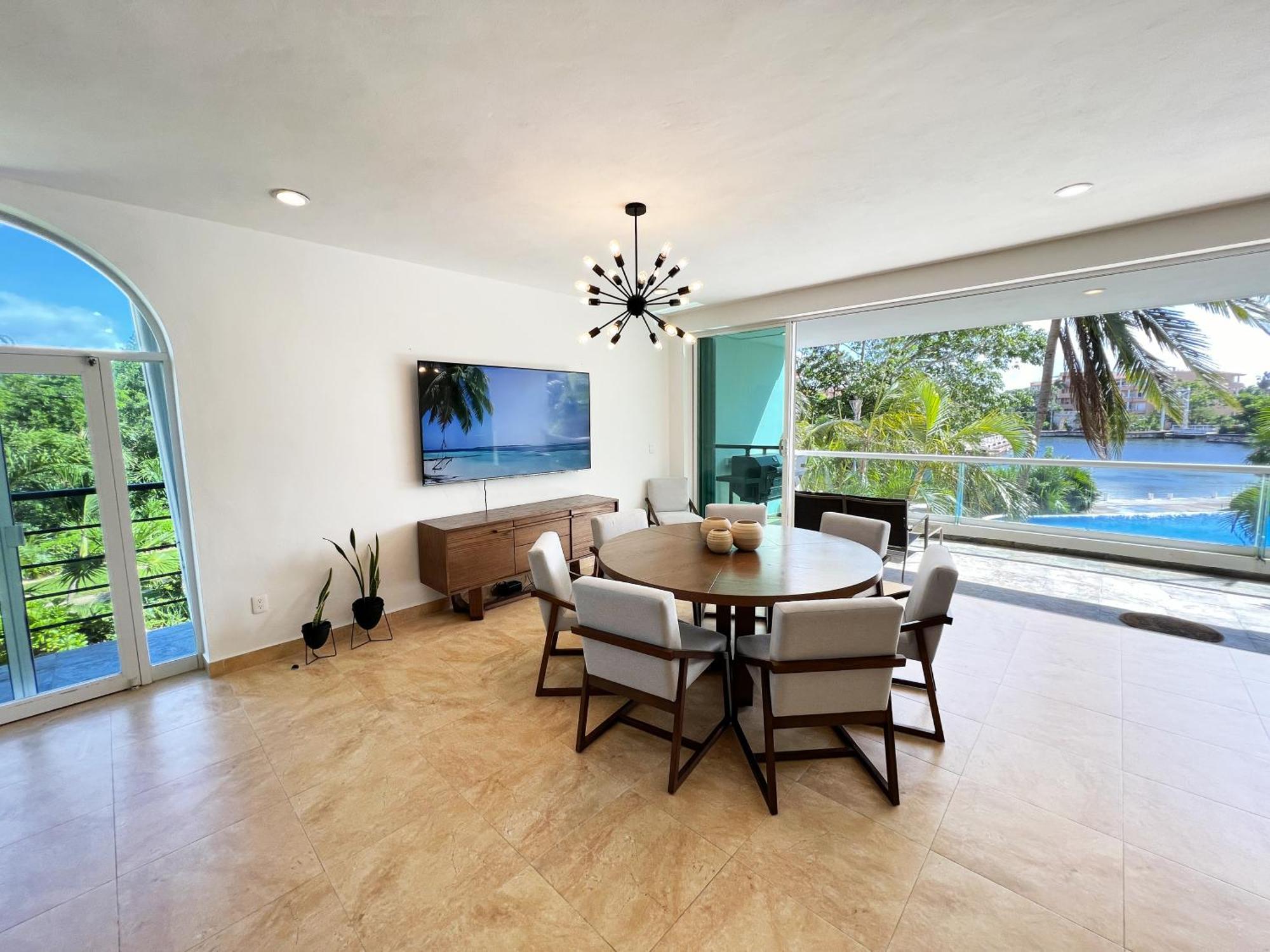 High-end Waterfront At Secrets Waters *