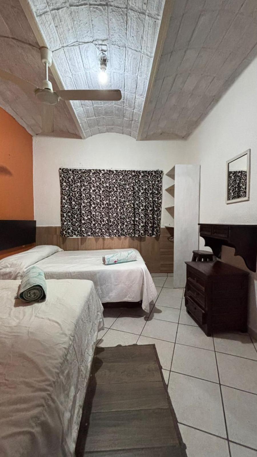 Flamingos Hotel 2*