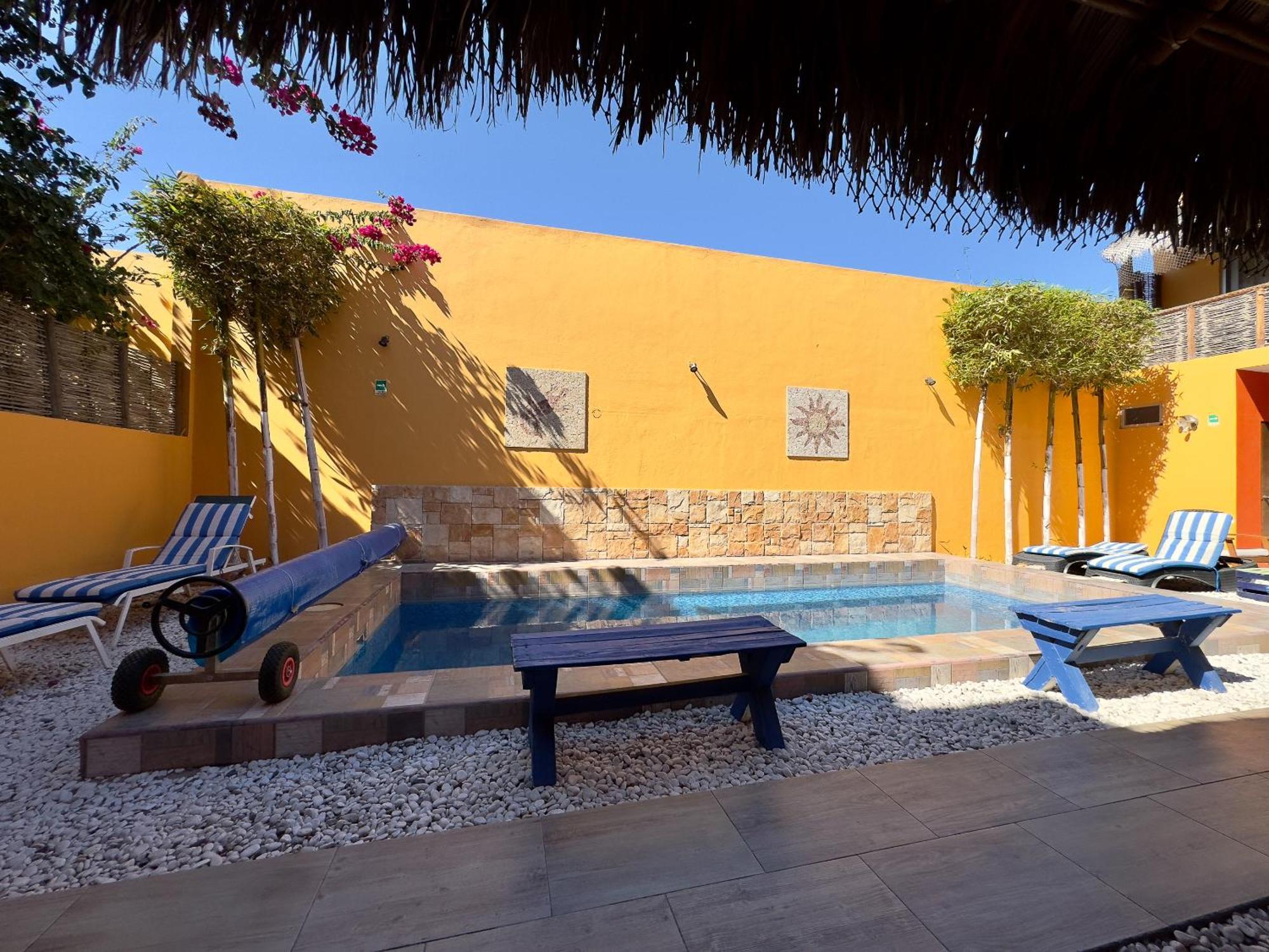 Casa Juarez La Paz