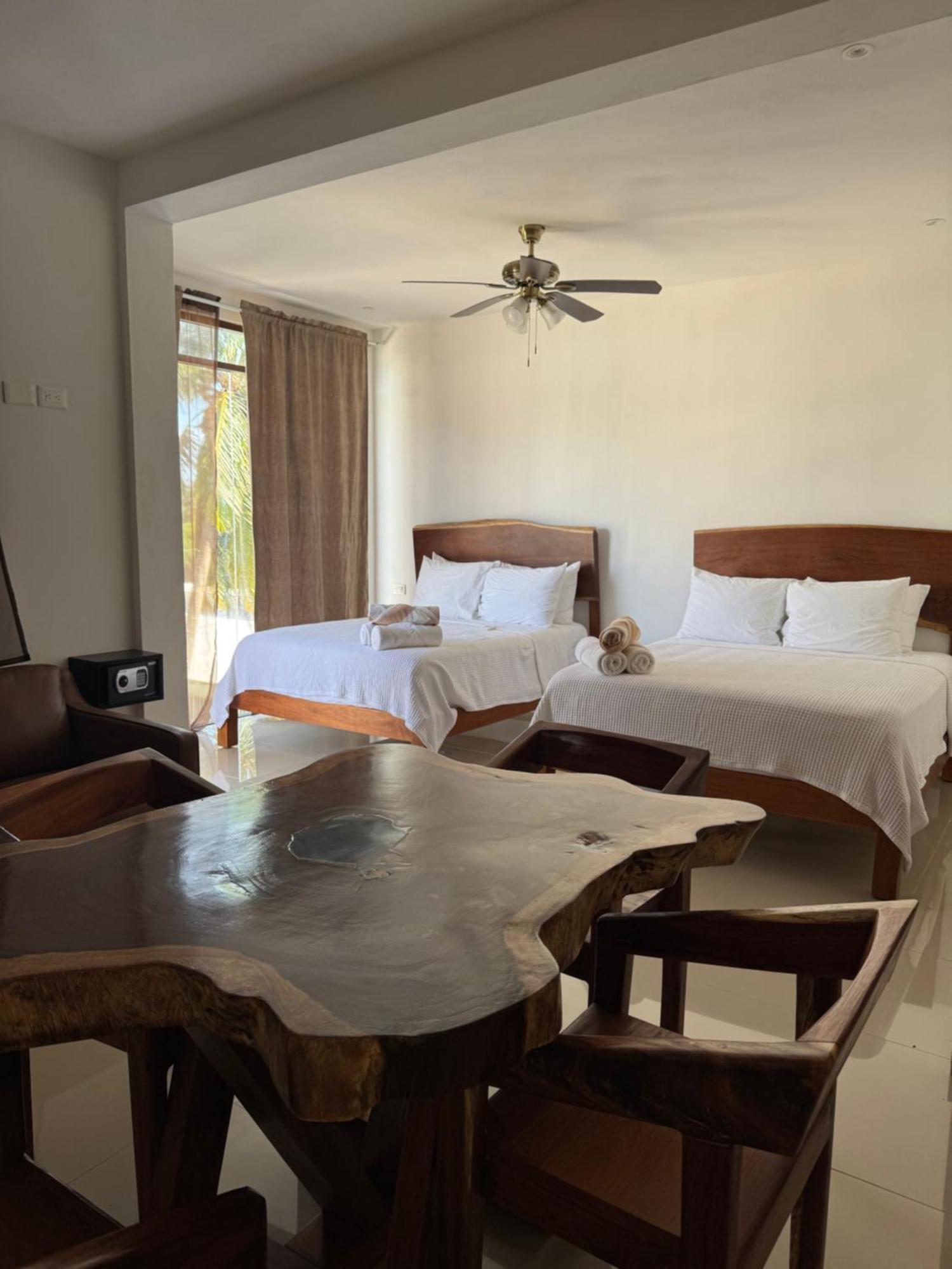 Mexhe Hotel El Cuyo *
