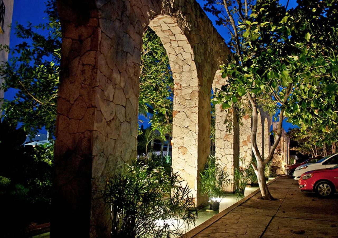 High-end Waterfront At Secrets Waters * Puerto Aventuras