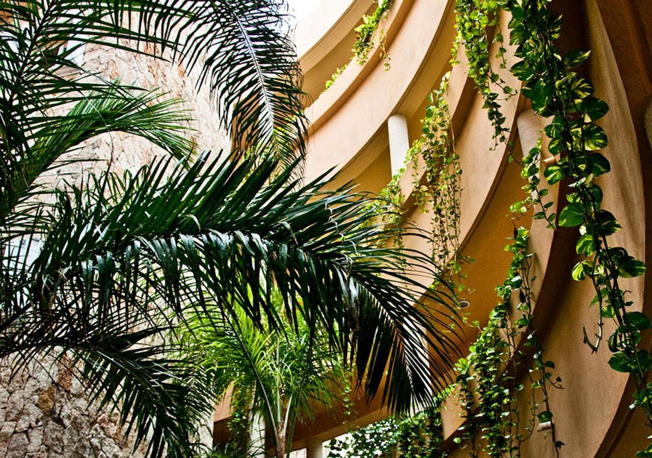 High-end Waterfront At Secrets Waters