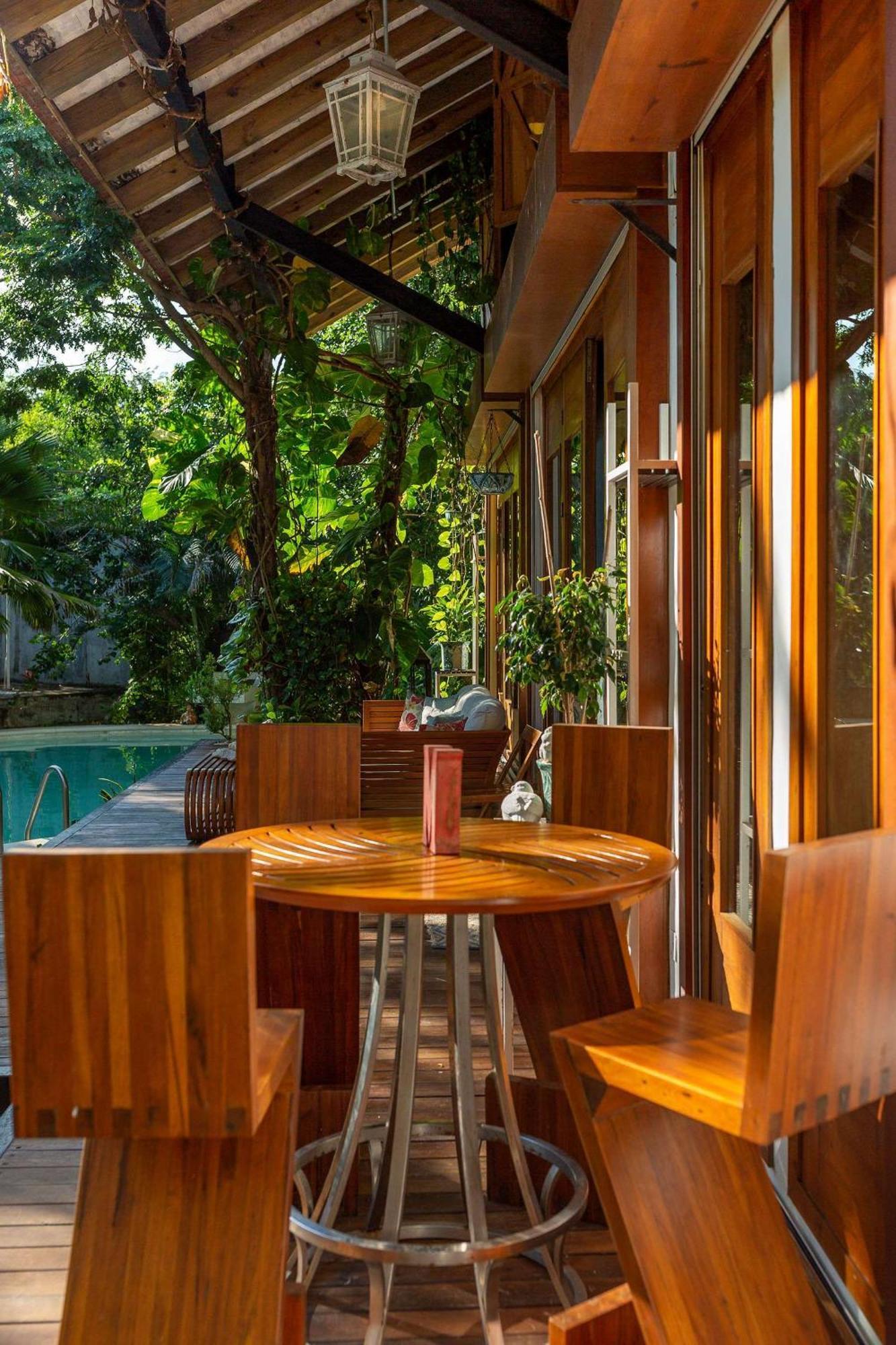 Luxury In With Pool & Hot Tub