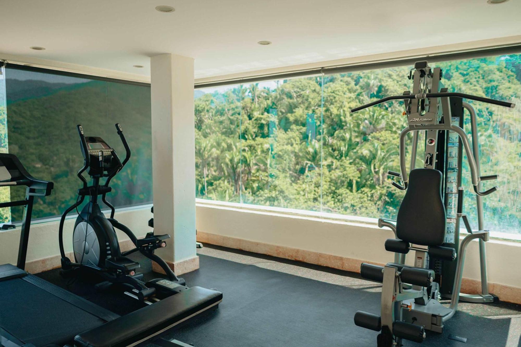 Apartment Full Floor Beachfront Luxury *