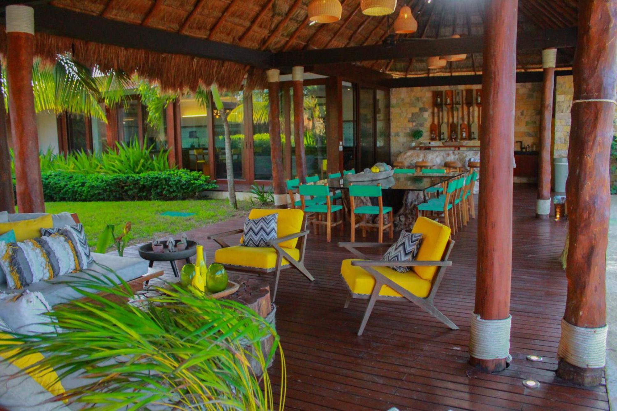 Lipsos Private Luxury Beachfront