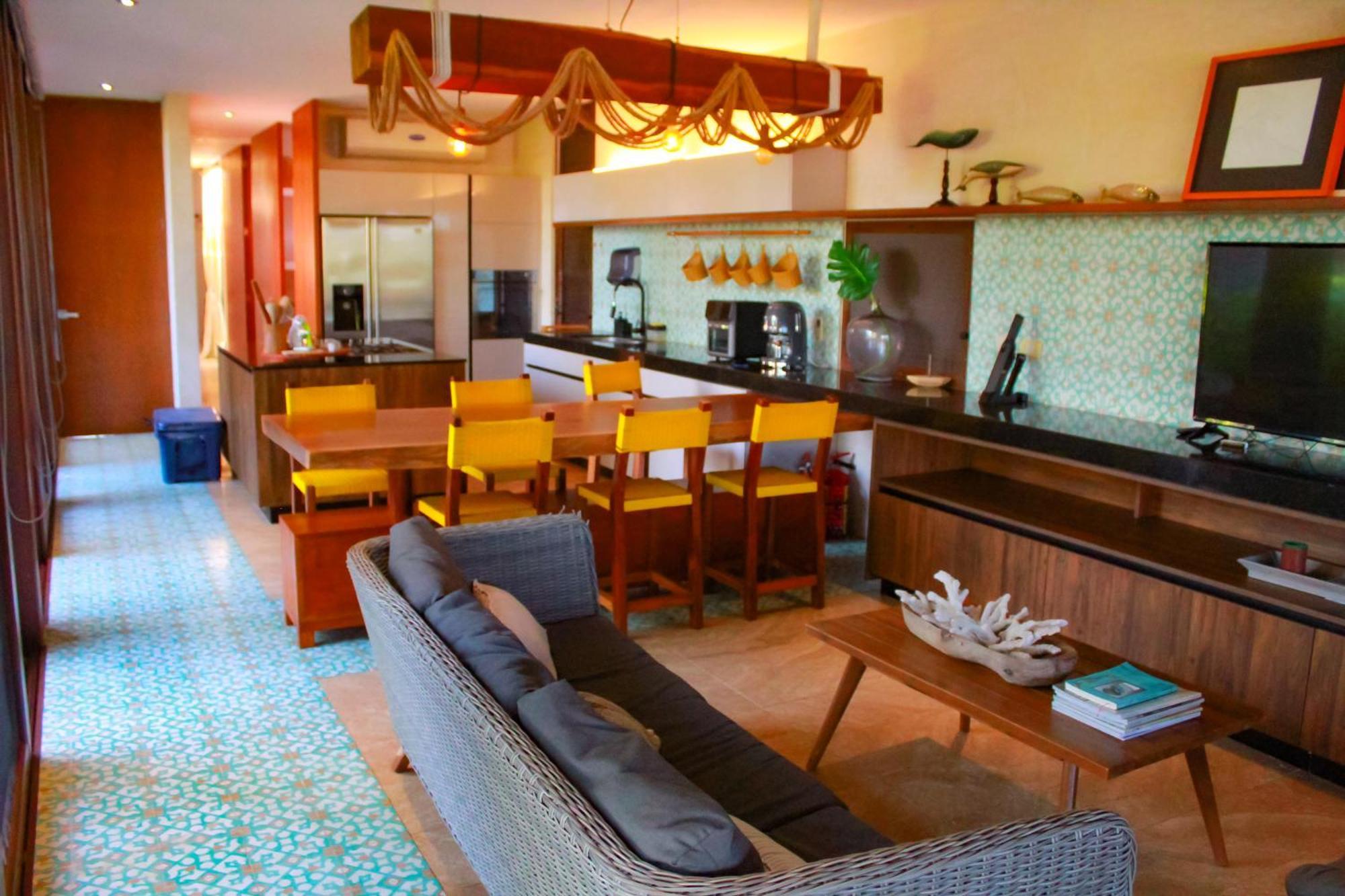 Lipsos Private Luxury Beachfront