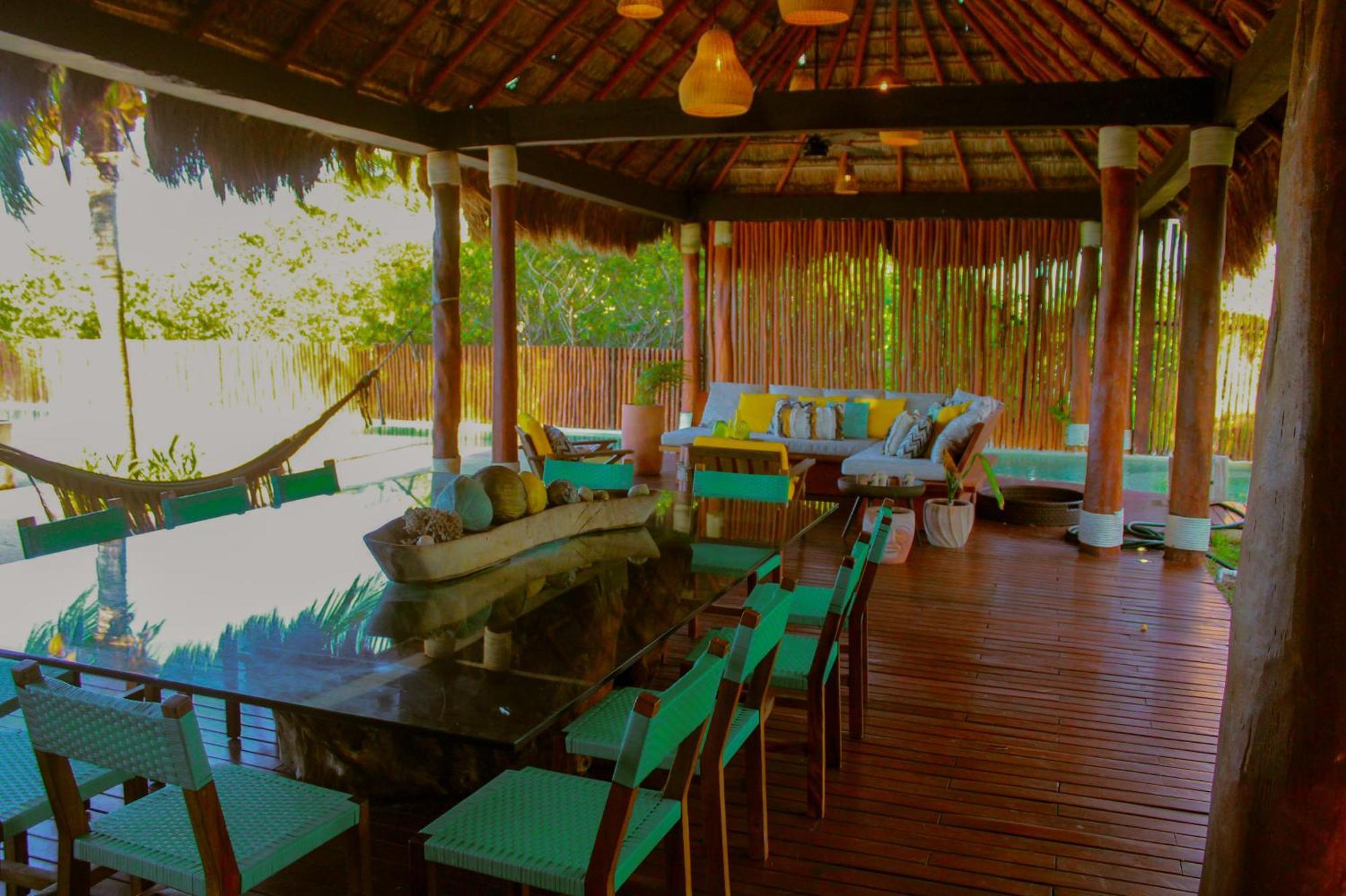 Lipsos Private Luxury Beachfront Holiday home