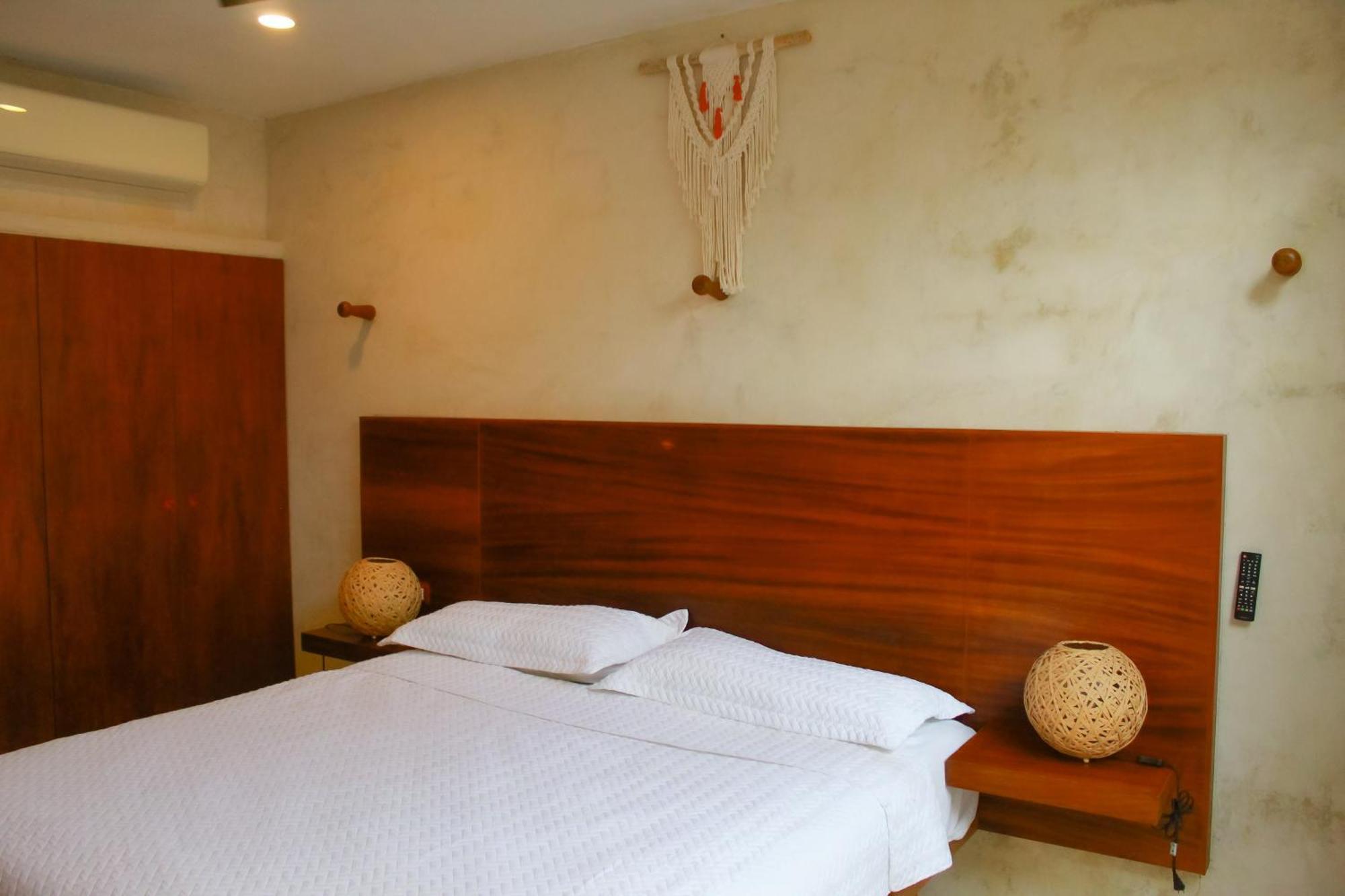 Lipsos Private Luxury Beachfront *