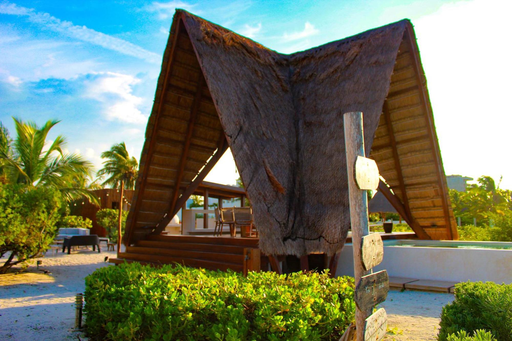 Lipsos Private Luxury Beachfront