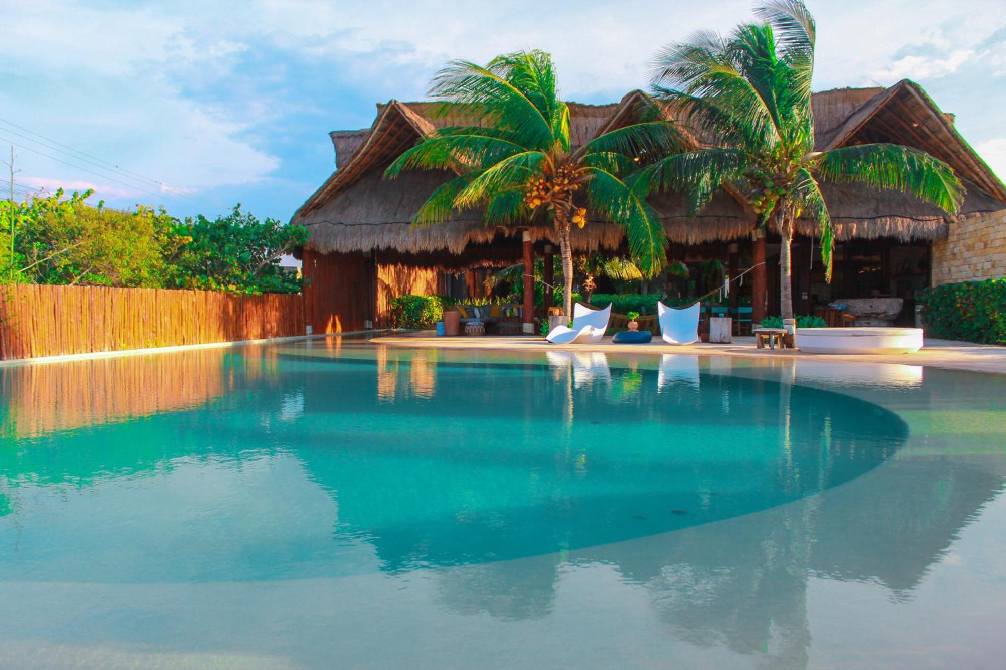 Lipsos Private Luxury Beachfront *