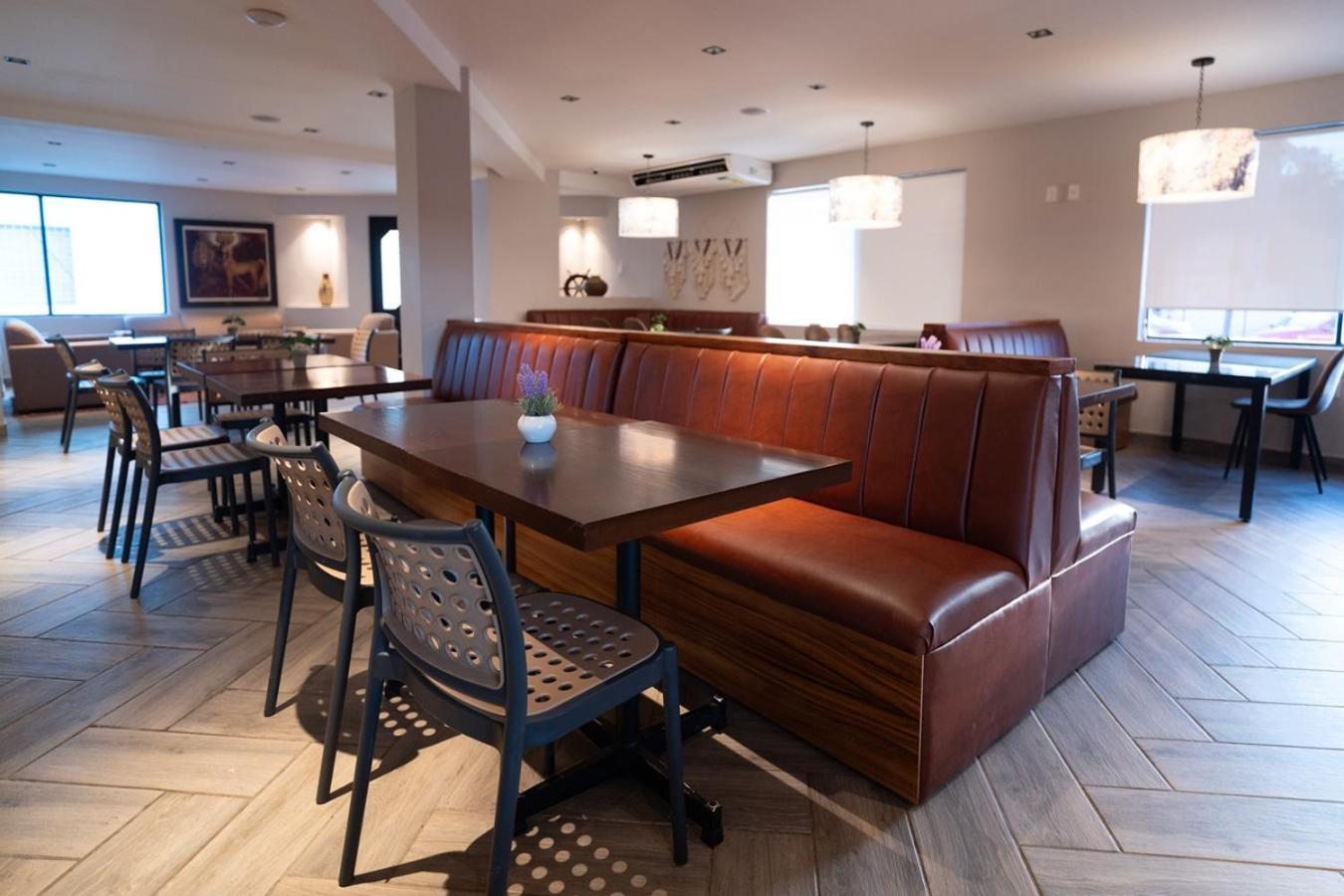 San Antonio Hotel 4*