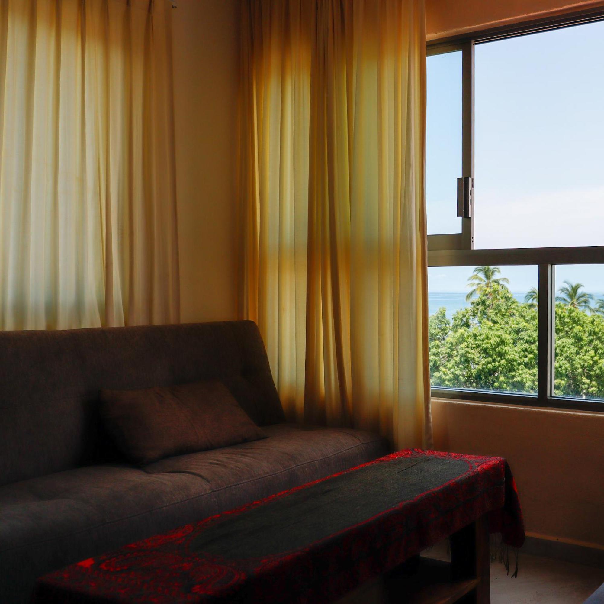 Hotel Auroza 3*