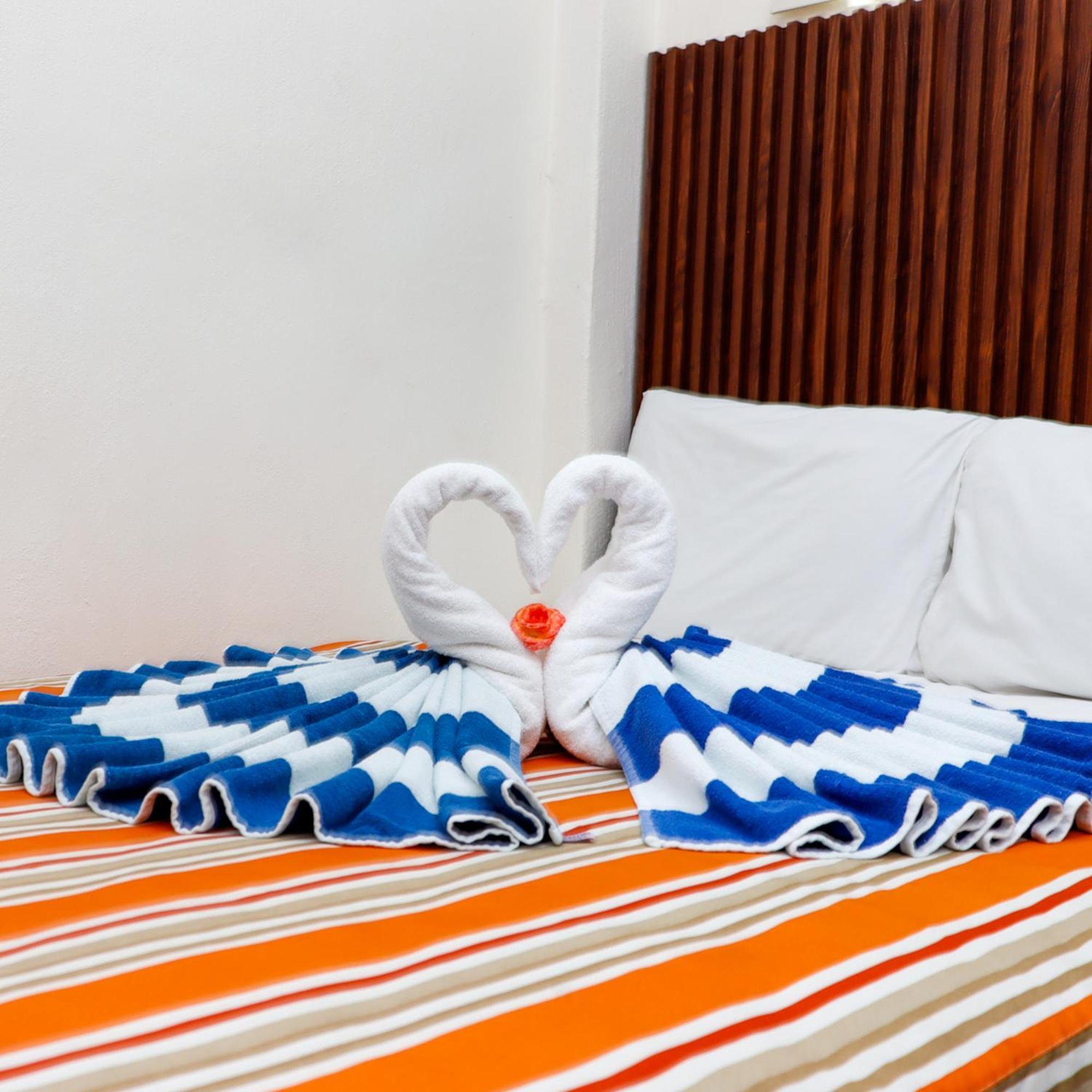 Auroza Hotel 3*